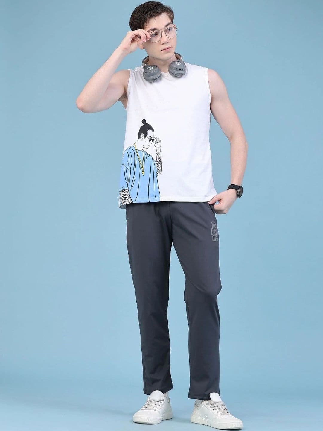 V-Mart Men Regular Fit Typography Training Track Pants thumbnail 5