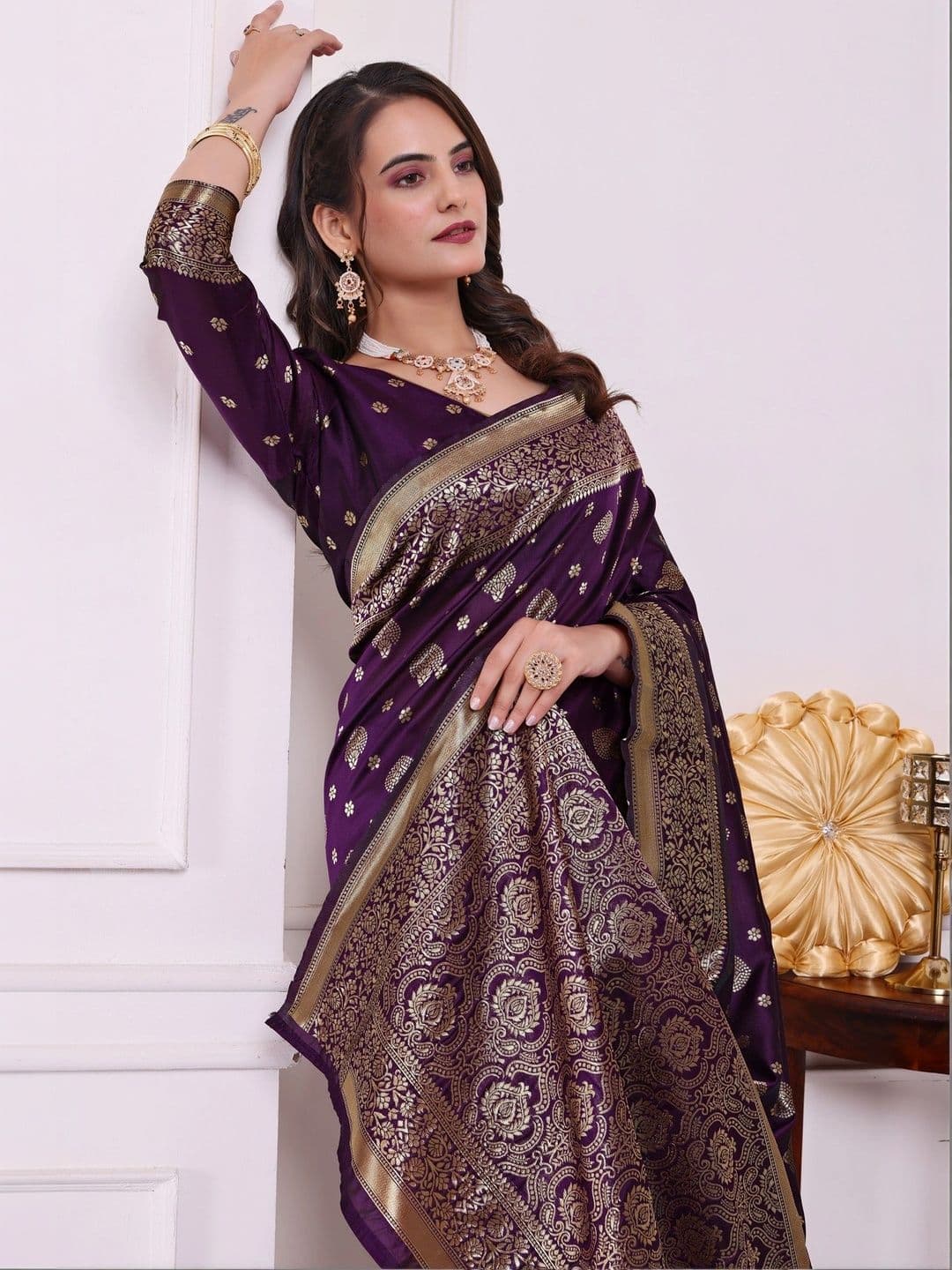 revika Woven Design Zari Art Silk Designer Kanjeevaram Saree thumbnail 5