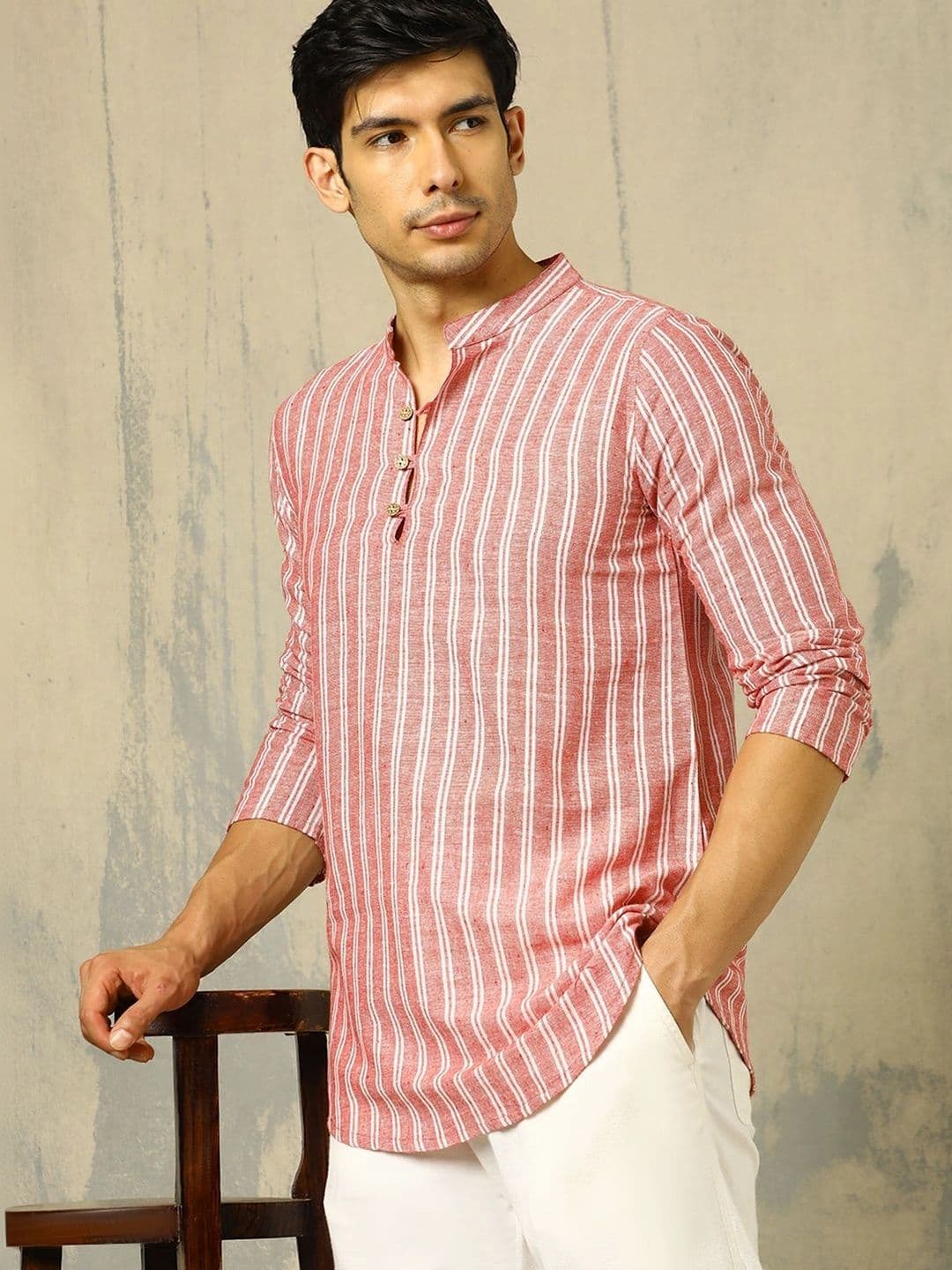 Anouk Woven Design Striped Cotton Handloom Mandarin Collar Short Kurta thumbnail 5