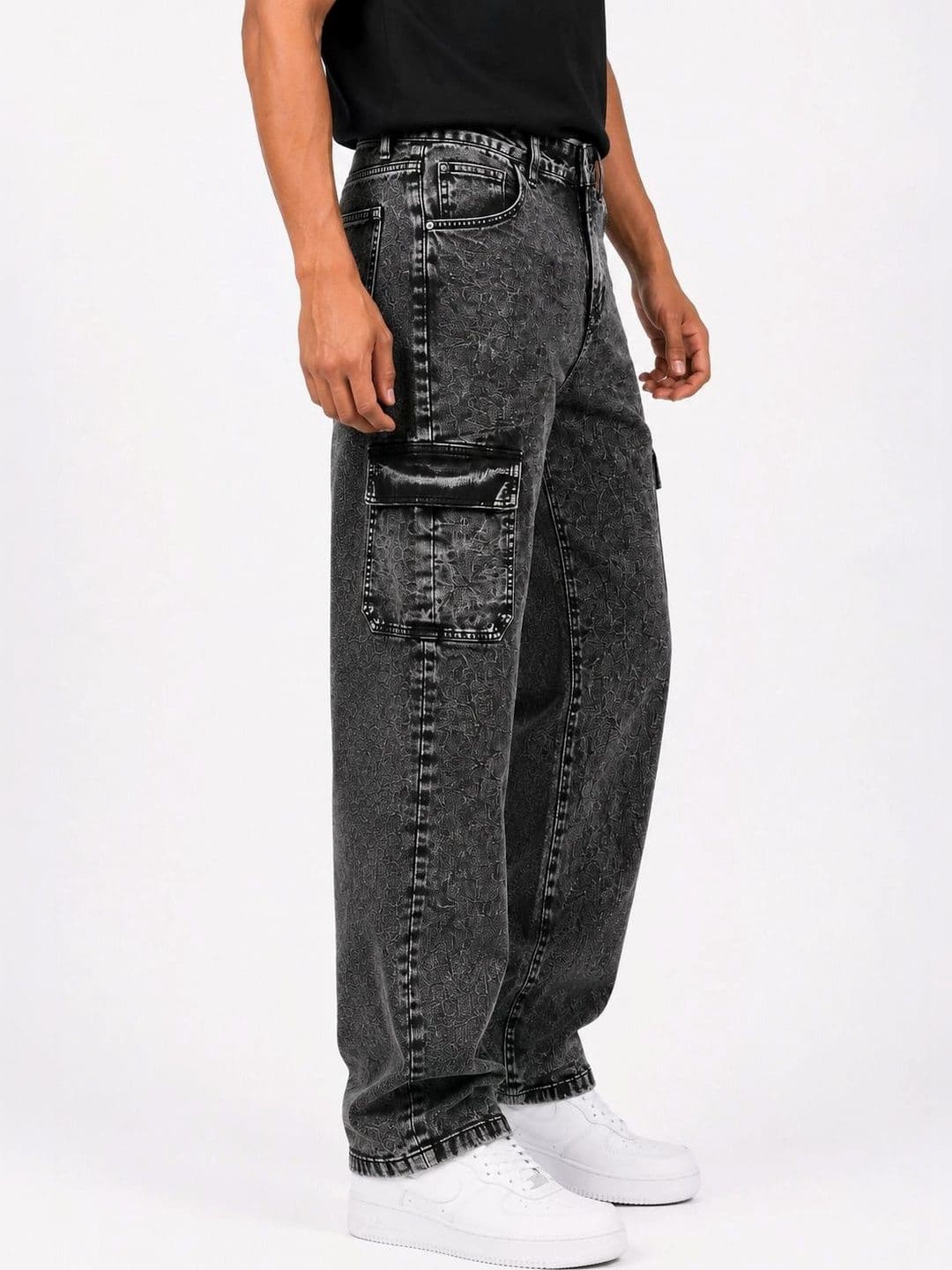 MQ Denim Men Straight Fit Mid-Rise Jeans thumbnail 4