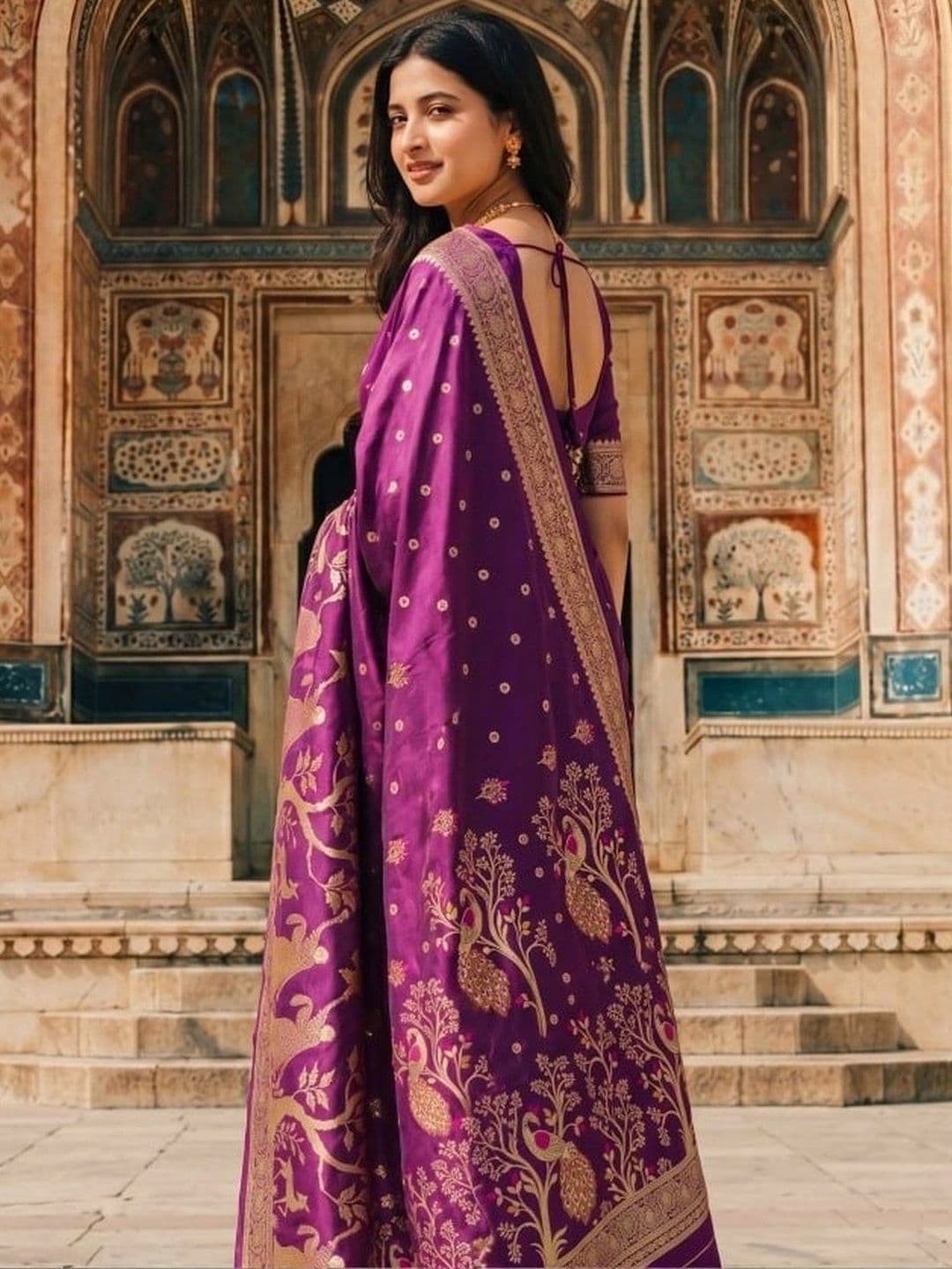 KALINI Floral Zari Silk Blend Banarasi Saree thumbnail 5