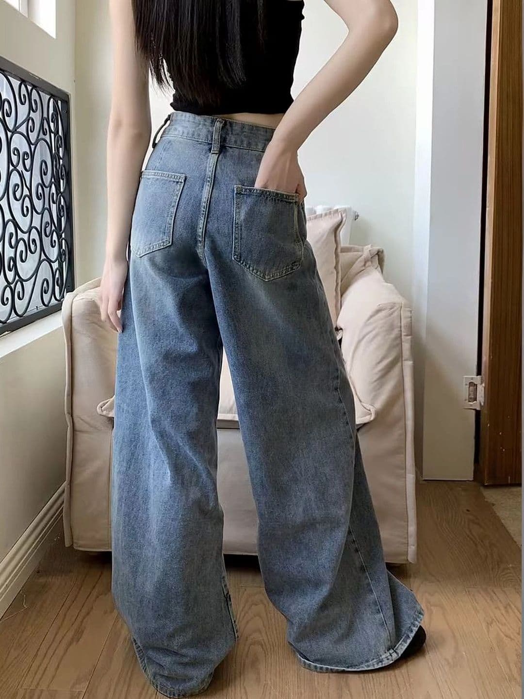 AAV2 Women Wide Leg High-Rise Light Fade Stretchable Jeans thumbnail 4