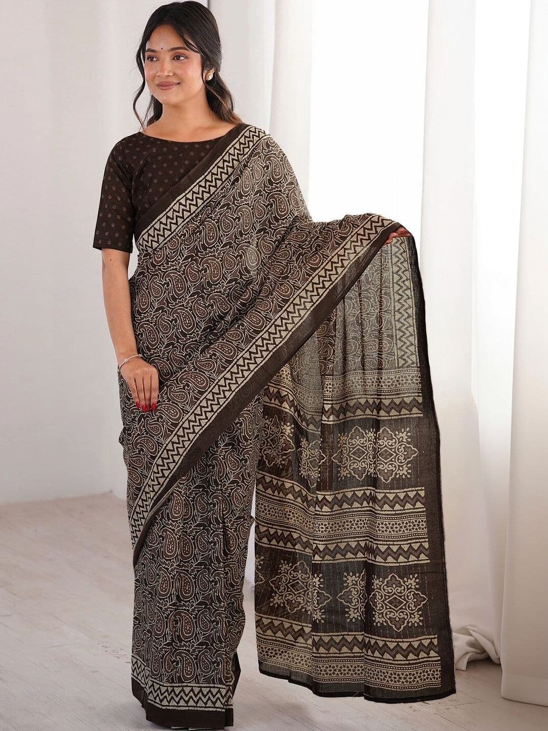 Satrani Woven Design Pure Cotton Fusion Saree - view 1