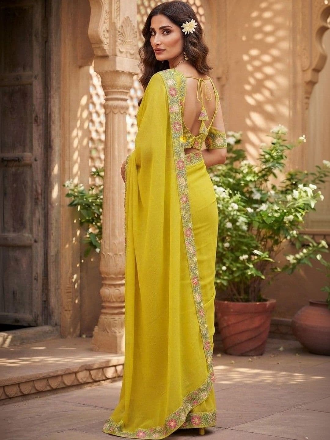 SmileyFashion Floral Embroidered Art Silk Saree thumbnail 4