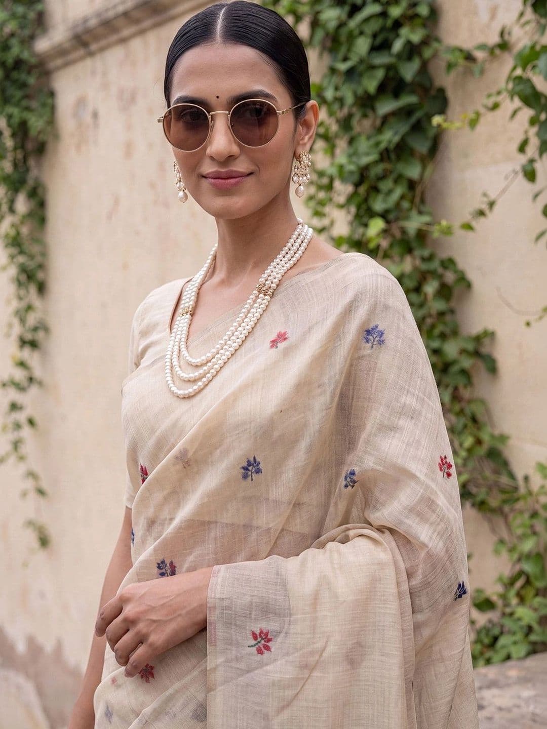 Mitera Kalamkari Embroidered Designer Jamdani Saree thumbnail 5