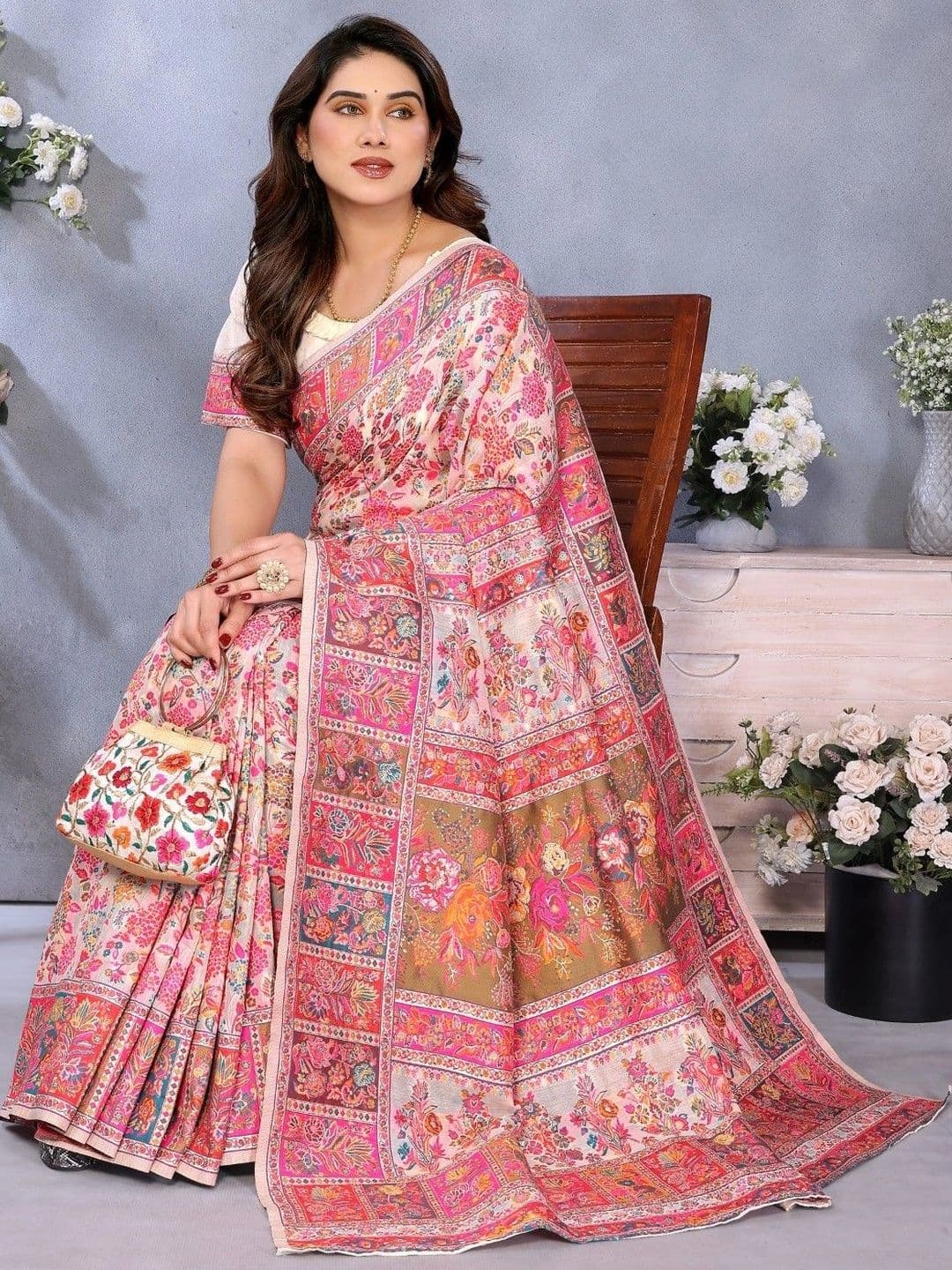 Sangria Paisley Embroidered Pashmina Designer Chanderi Saree thumbnail 4