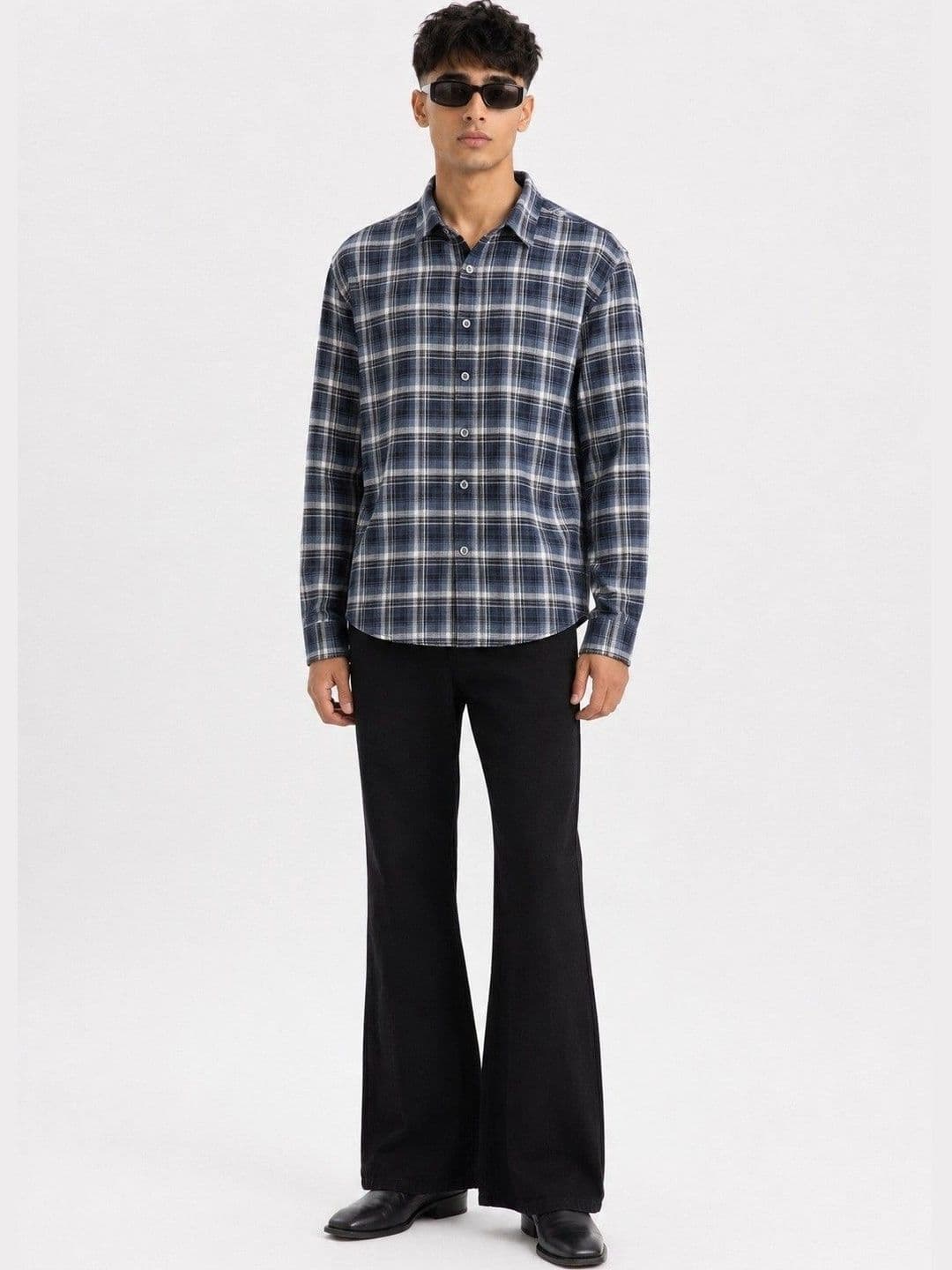 Yarndaze Men Tartan Checks Checked Casual Shirt thumbnail 2