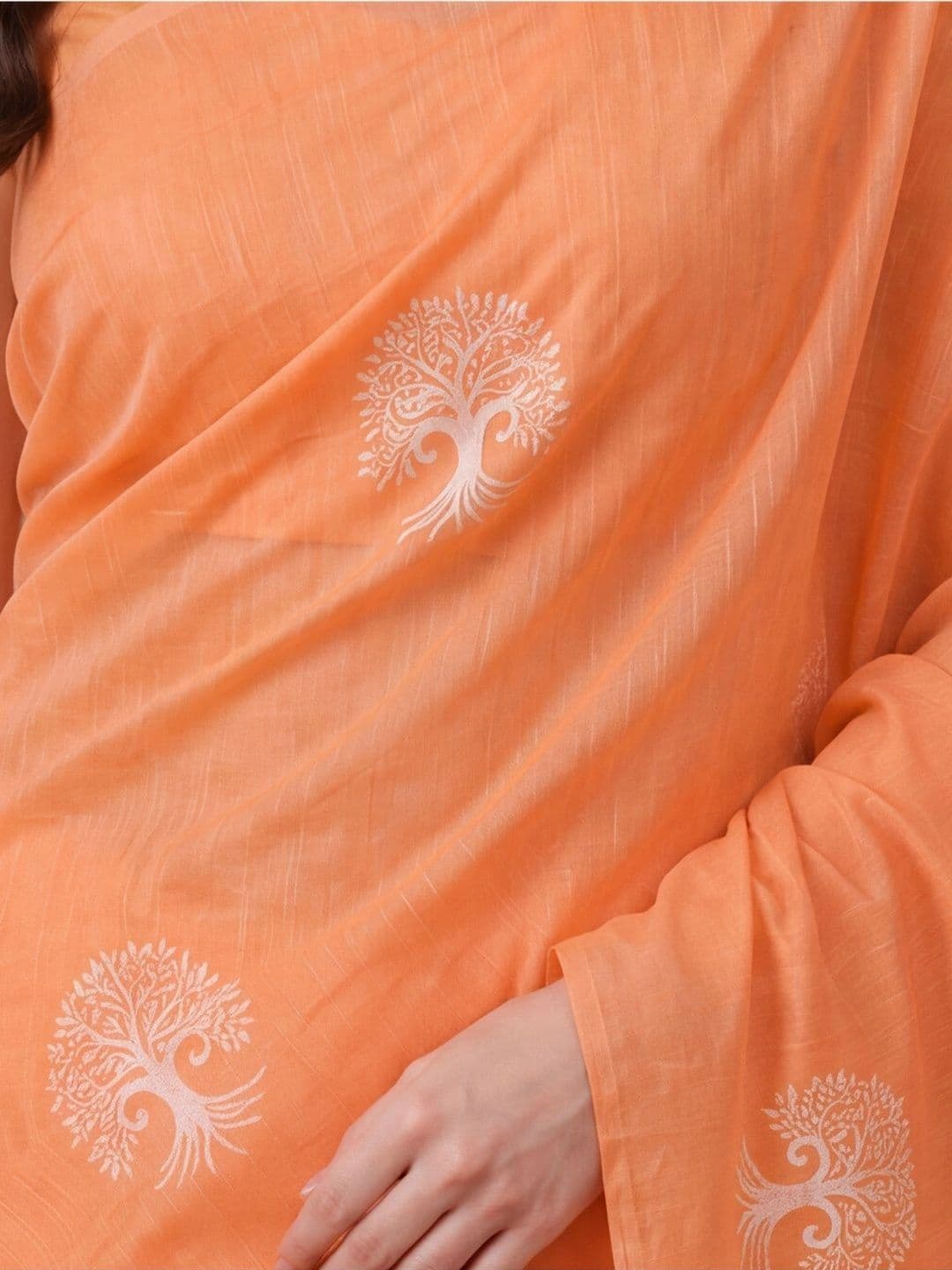 Jaipur Kurti Woven Women Design Zari Silk Cotton Fusion Banarasi Saree thumbnail 2