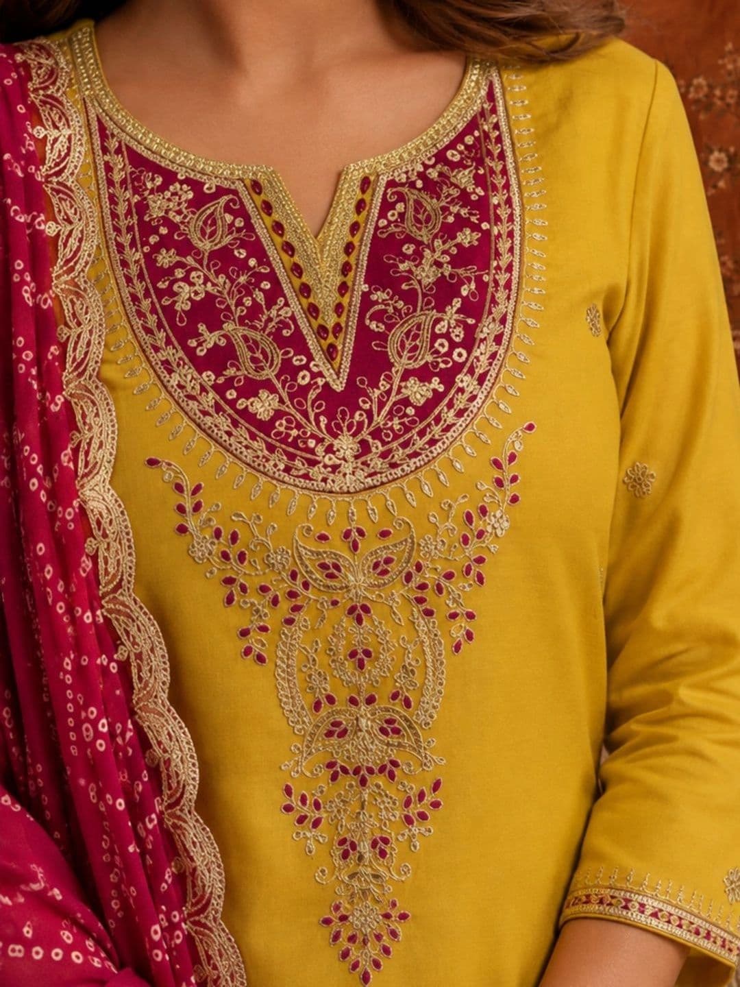 Sangria Women Ethnic Motifs Embroidered Regular Thread Work Kurta with Trousers & With Dupatta thumbnail 4