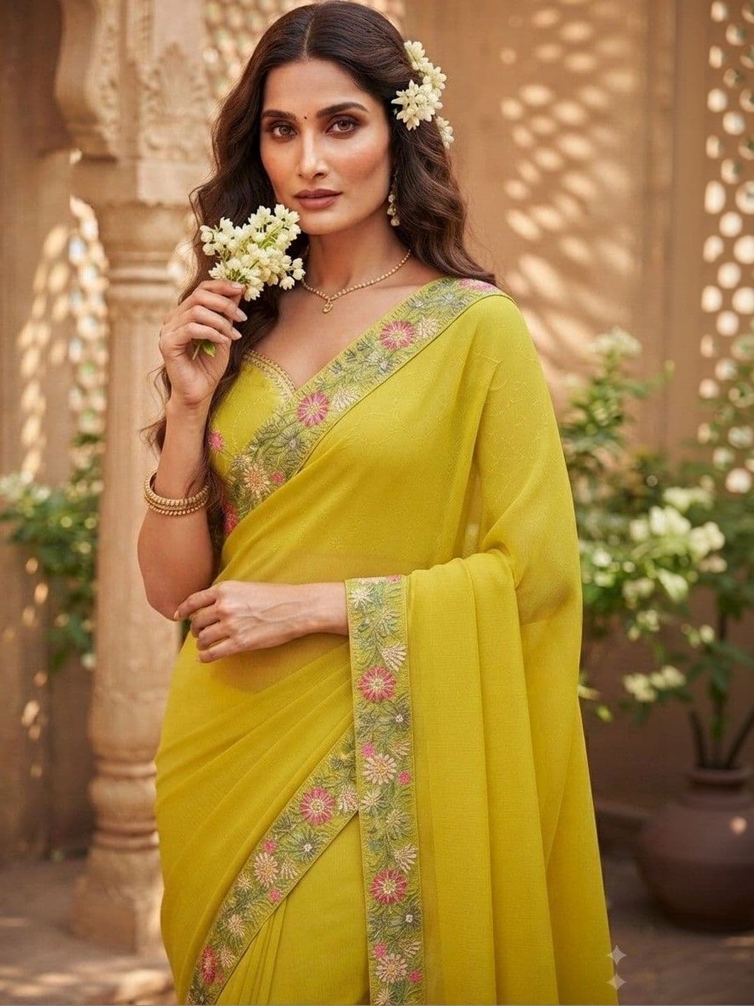 SmileyFashion Floral Embroidered Art Silk Saree thumbnail 3