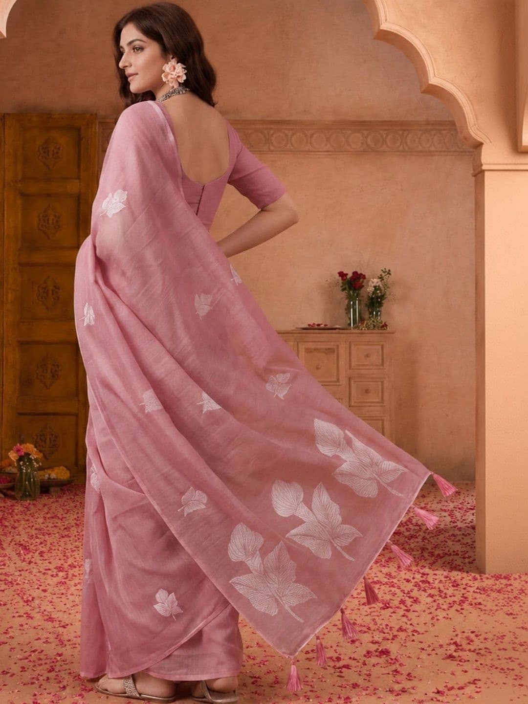 Jaipur Kurti Woven Design Zari Silk Cotton Fusion Banarasi Saree thumbnail 2