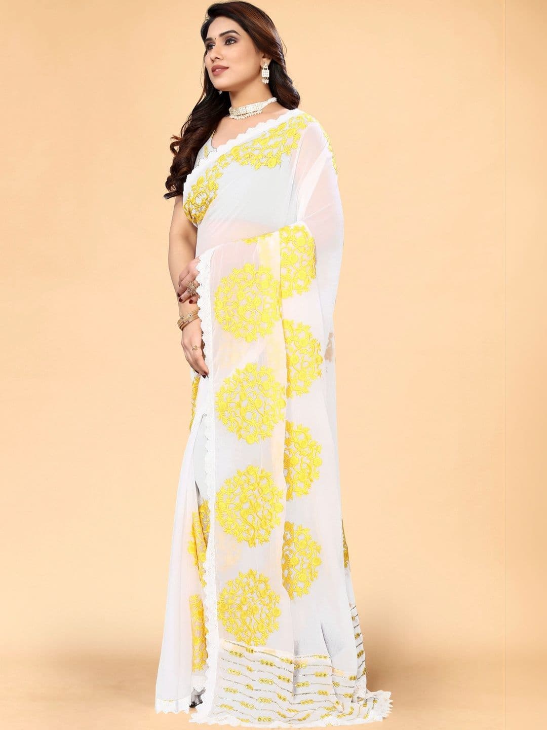 Sangria Women Floral Embroidered Pure Georgette Designer Saree thumbnail 3