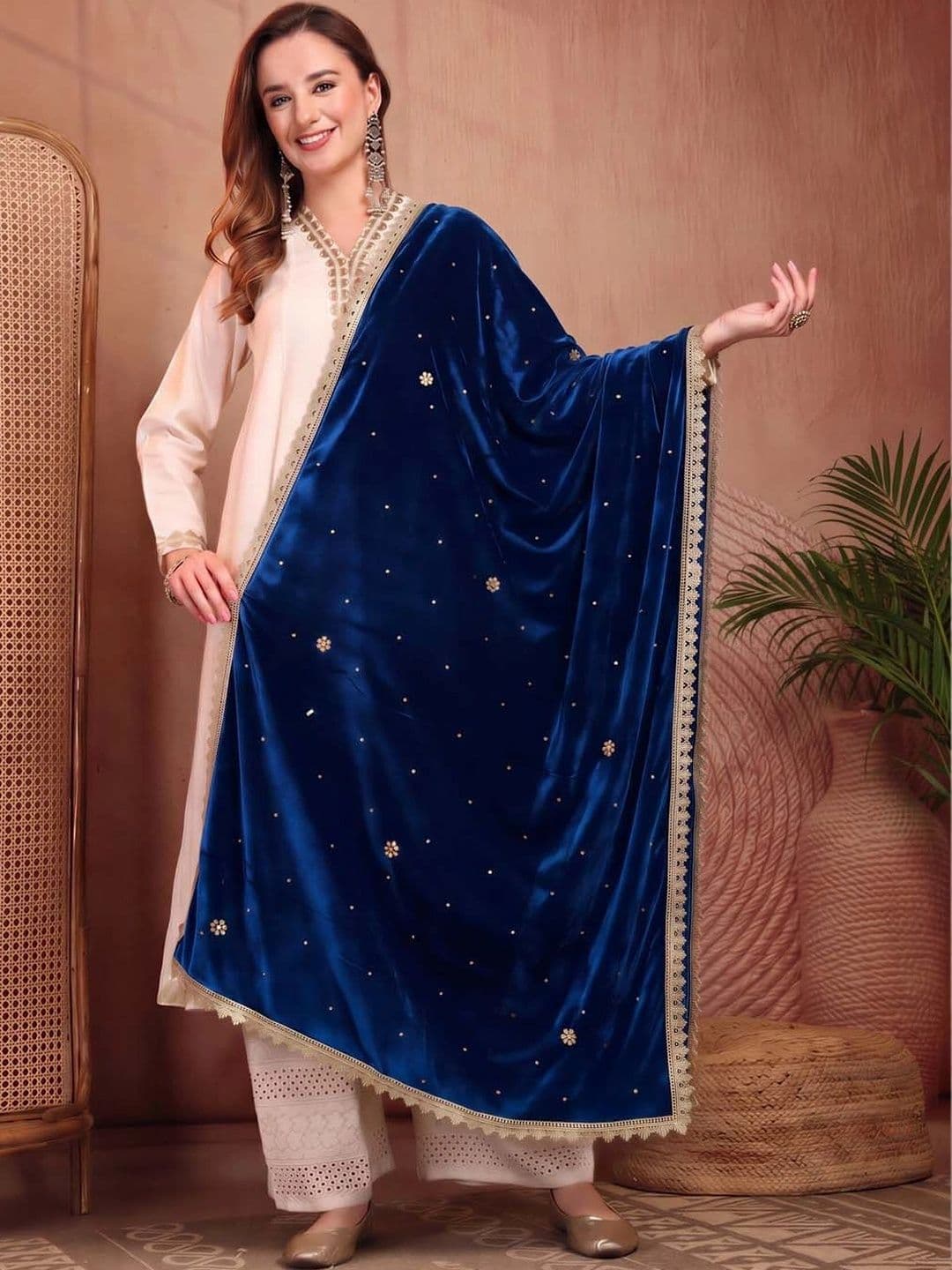 Clora Creation Ethnic Motifs Velvet Dupatta with Zari - view 1