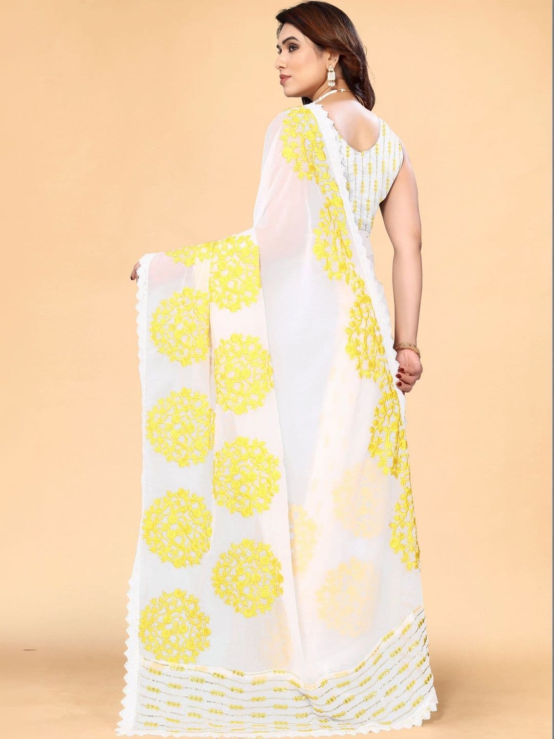 Sangria Women Floral Embroidered Pure Georgette Designer Saree thumbnail 2