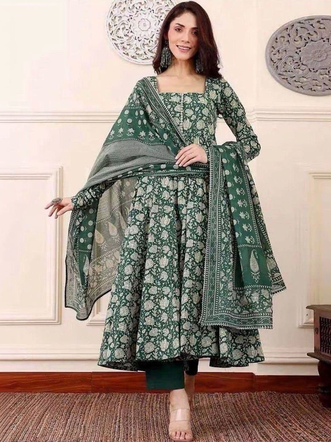 Mogra Designs Women Floral Printed Regular Kurta with Trousers & With Dupatta - view 1