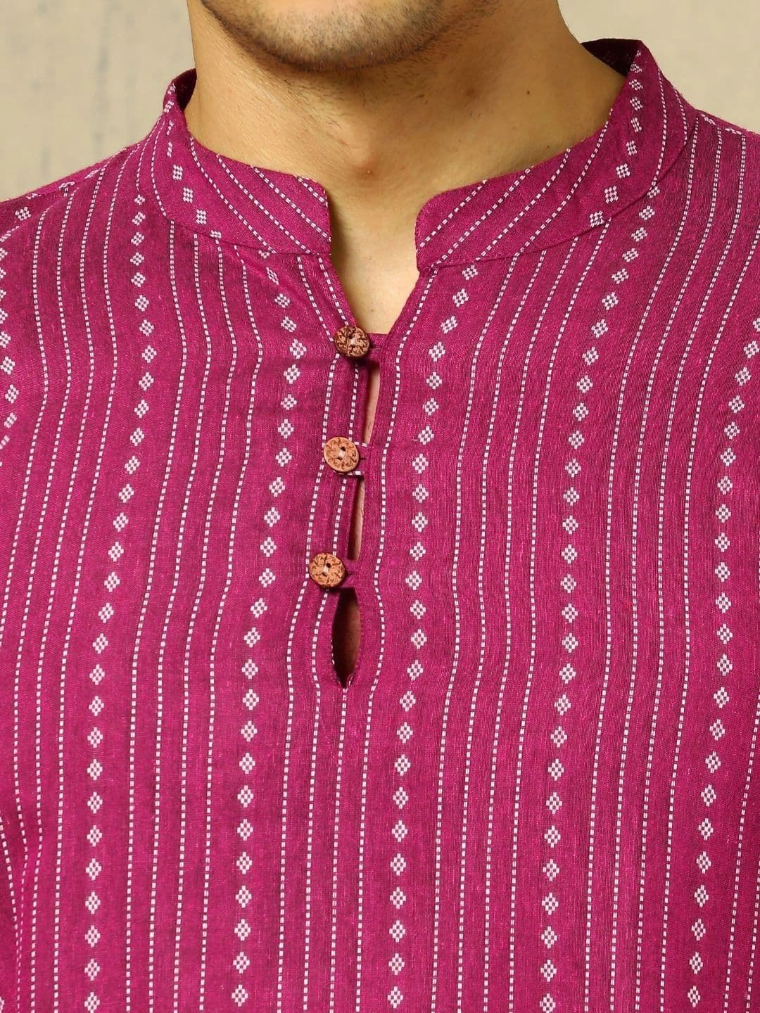 Anouk Woven Design Striped Cotton Handloom Mandarin Collar Short Kurta thumbnail 6