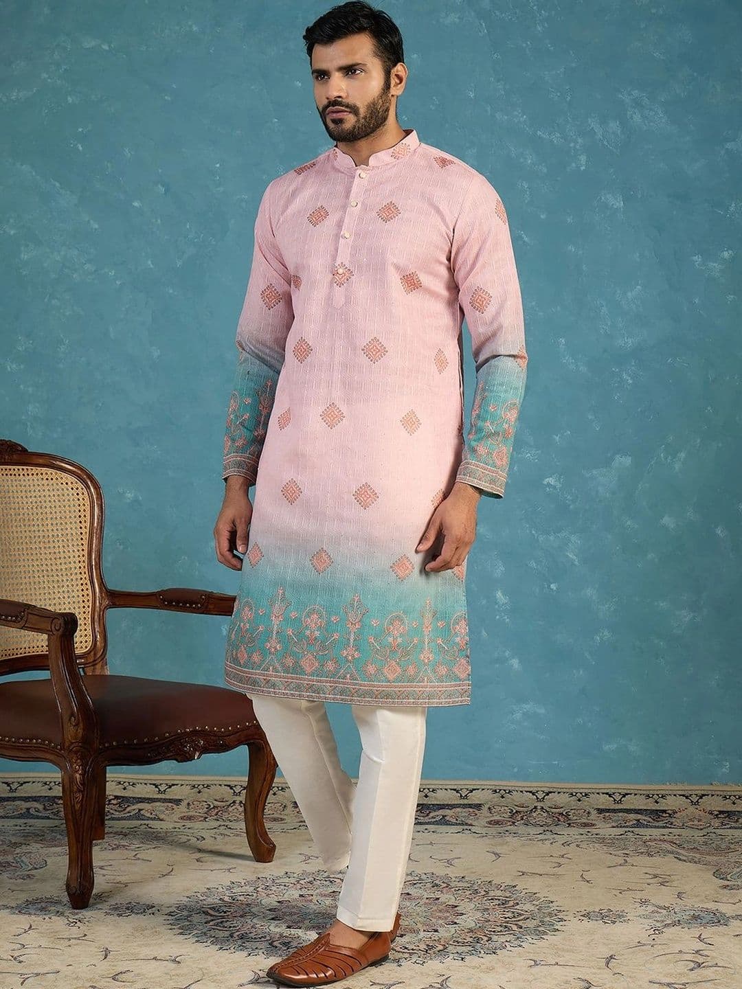 House of Pataudi Floral Woven Design Mandarin Collar Straight Kurta thumbnail 2