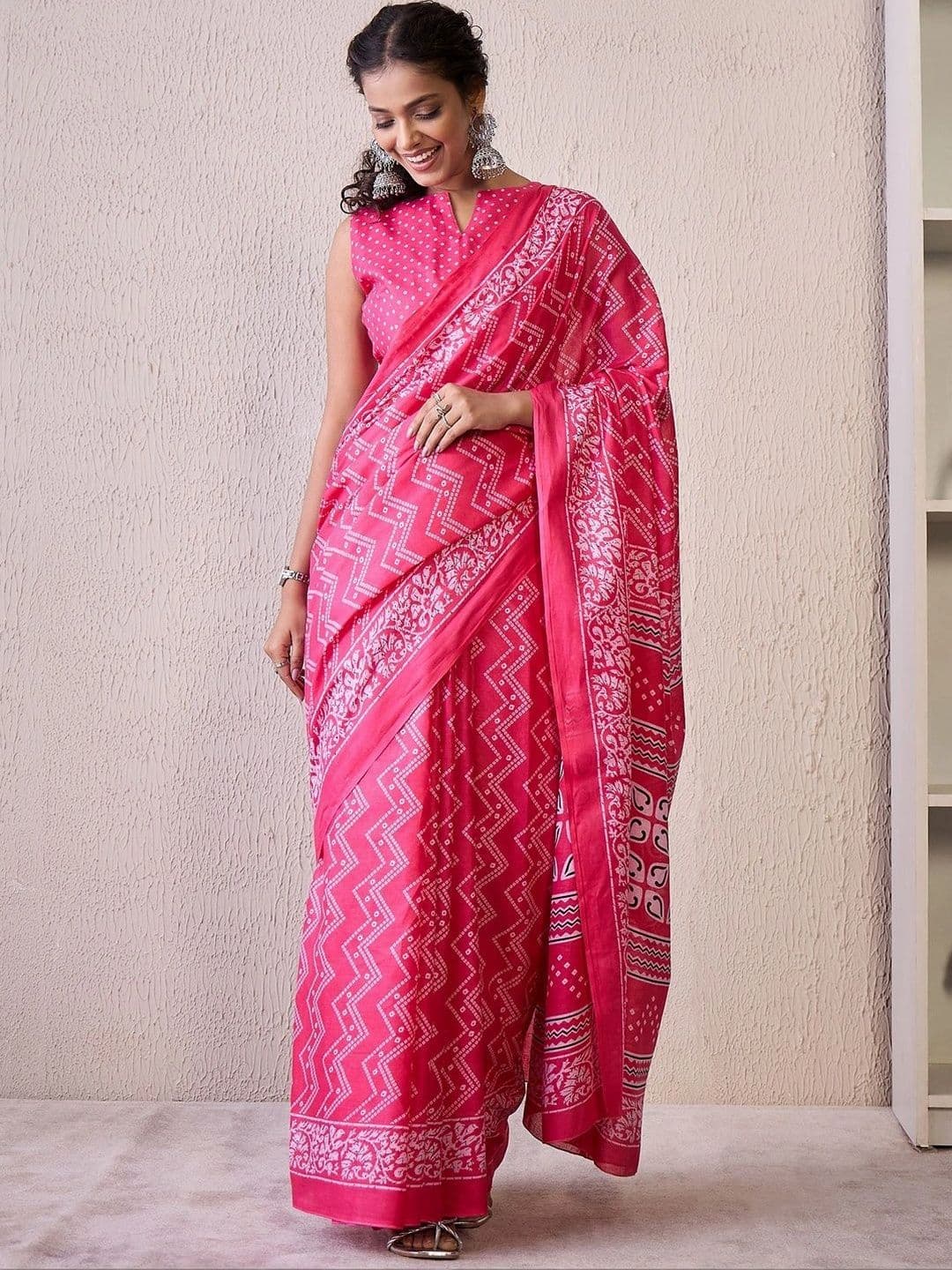 Sangria Bandhani Designer Bandhani Saree thumbnail 3