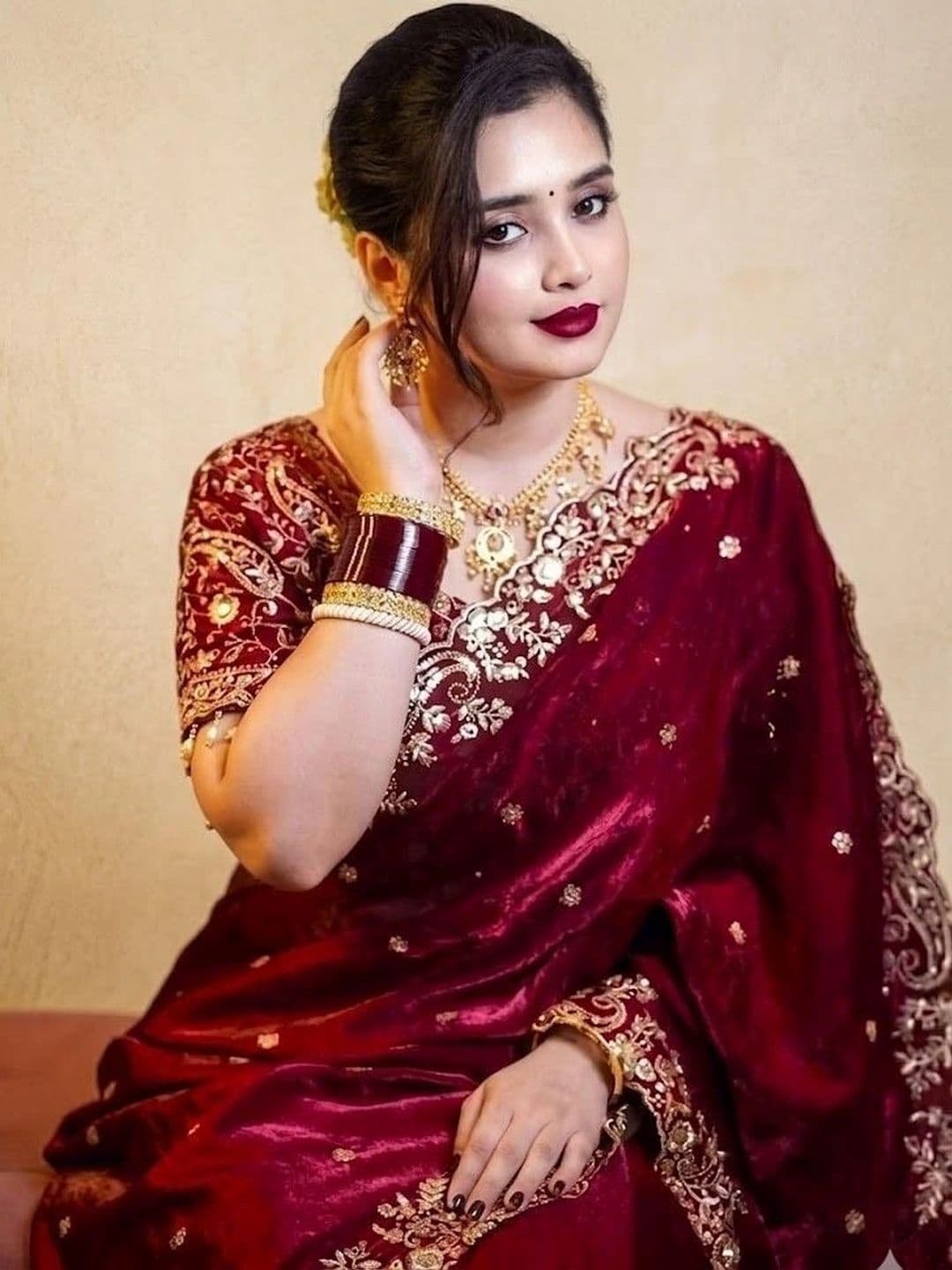 kantuba Floral Embroidered Satin Banarasi Saree - view 1