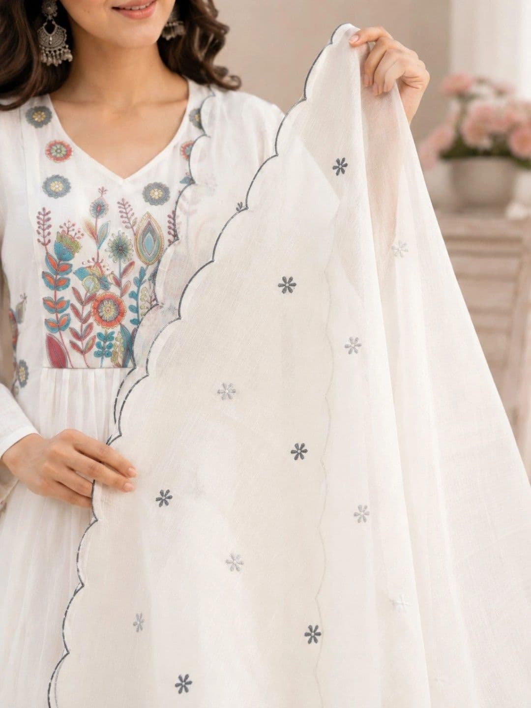 ESHMYRA Women Ethnic Motifs Embroidered Empire Thread Work Chanderi Silk Kurta with Palazzos & With Dupatta thumbnail 2