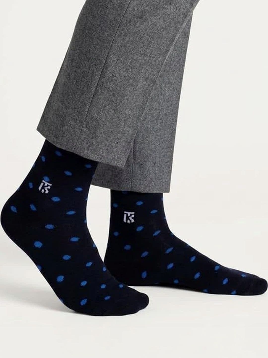 Kikitoes Pack of 3 Bamboo Crew Socks Polka Dot Anti-Odour Moisture Wicking Soft thumbnail 6