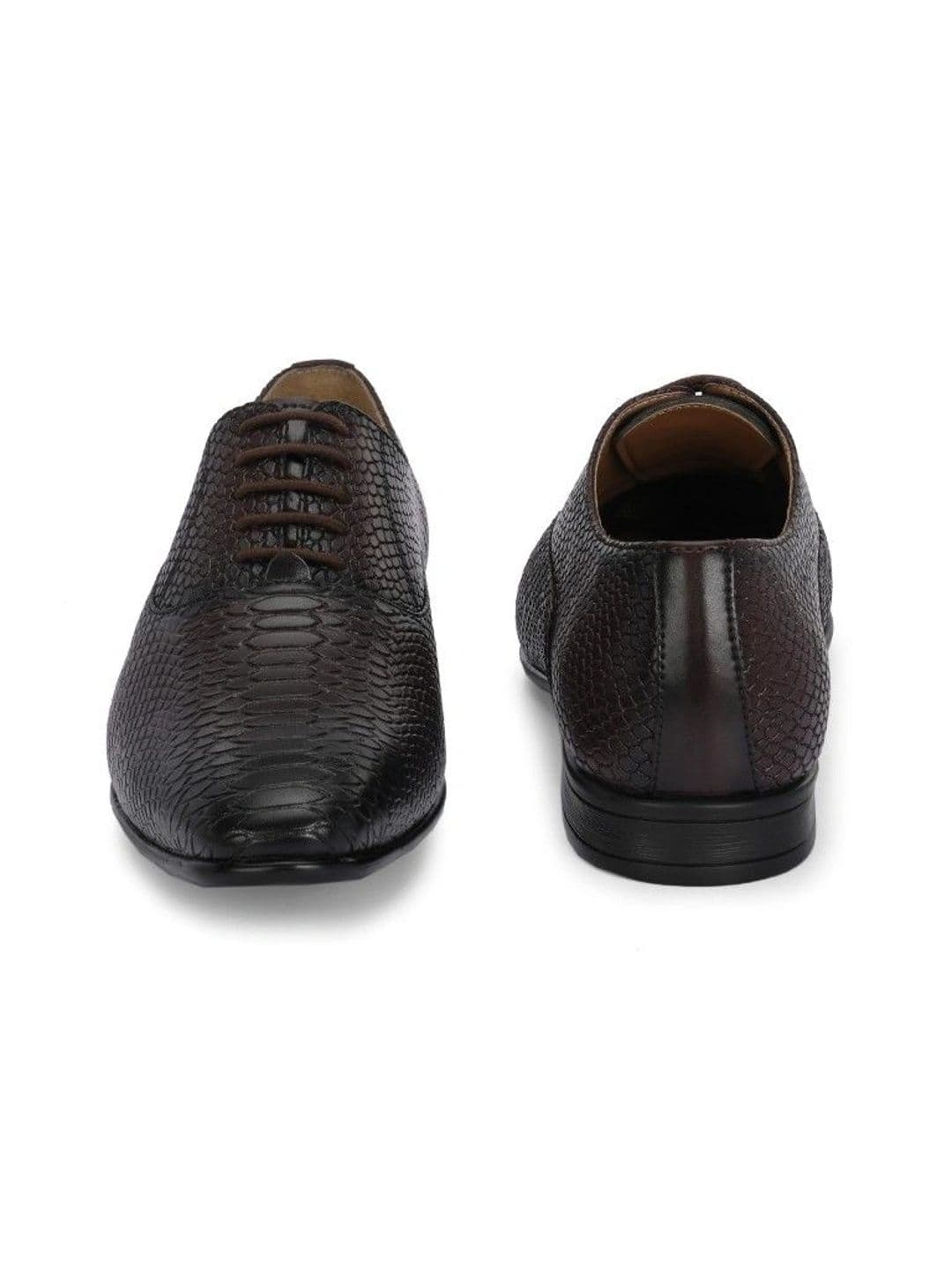 House of Pataudi Men Textured Synthetic Leather Pointed Toe Lace-Ups Oxfords Formal Shoes thumbnail 2