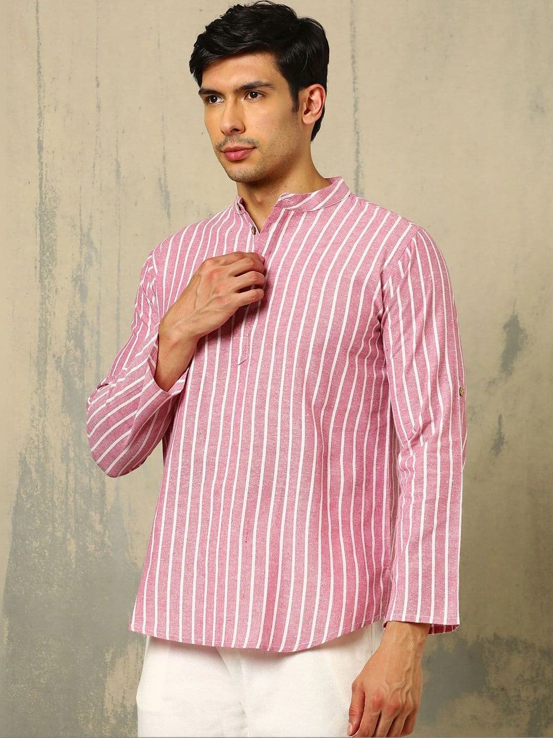 Anouk Woven Design Striped Cotton Handloom Mandarin Collar Short Kurta thumbnail 4