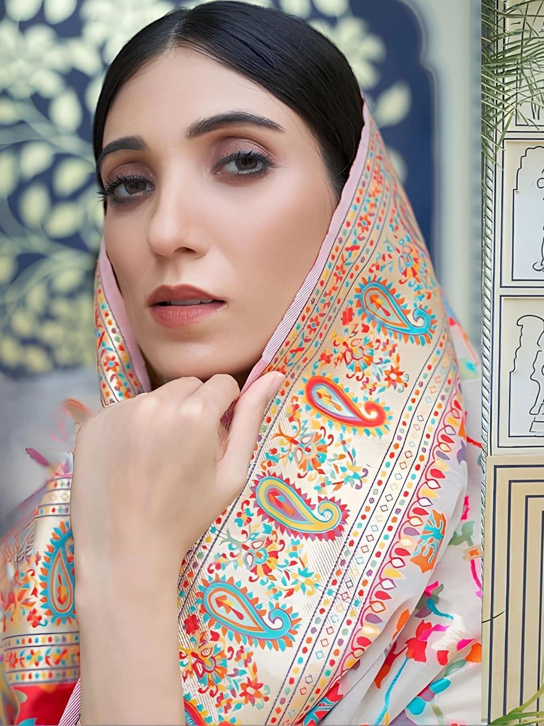 Sangria Women Paisley Zari Pashmina Designer Chanderi Saree thumbnail 4