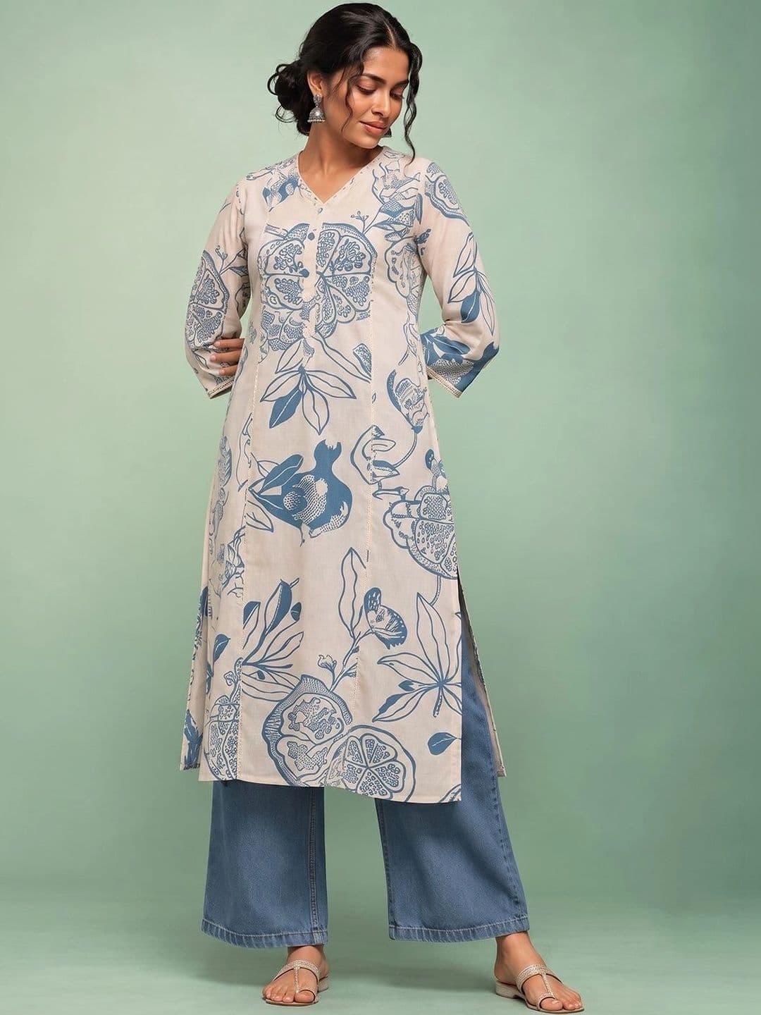 AADVIKA Women Floral Printed Quirky Kurta - view 1