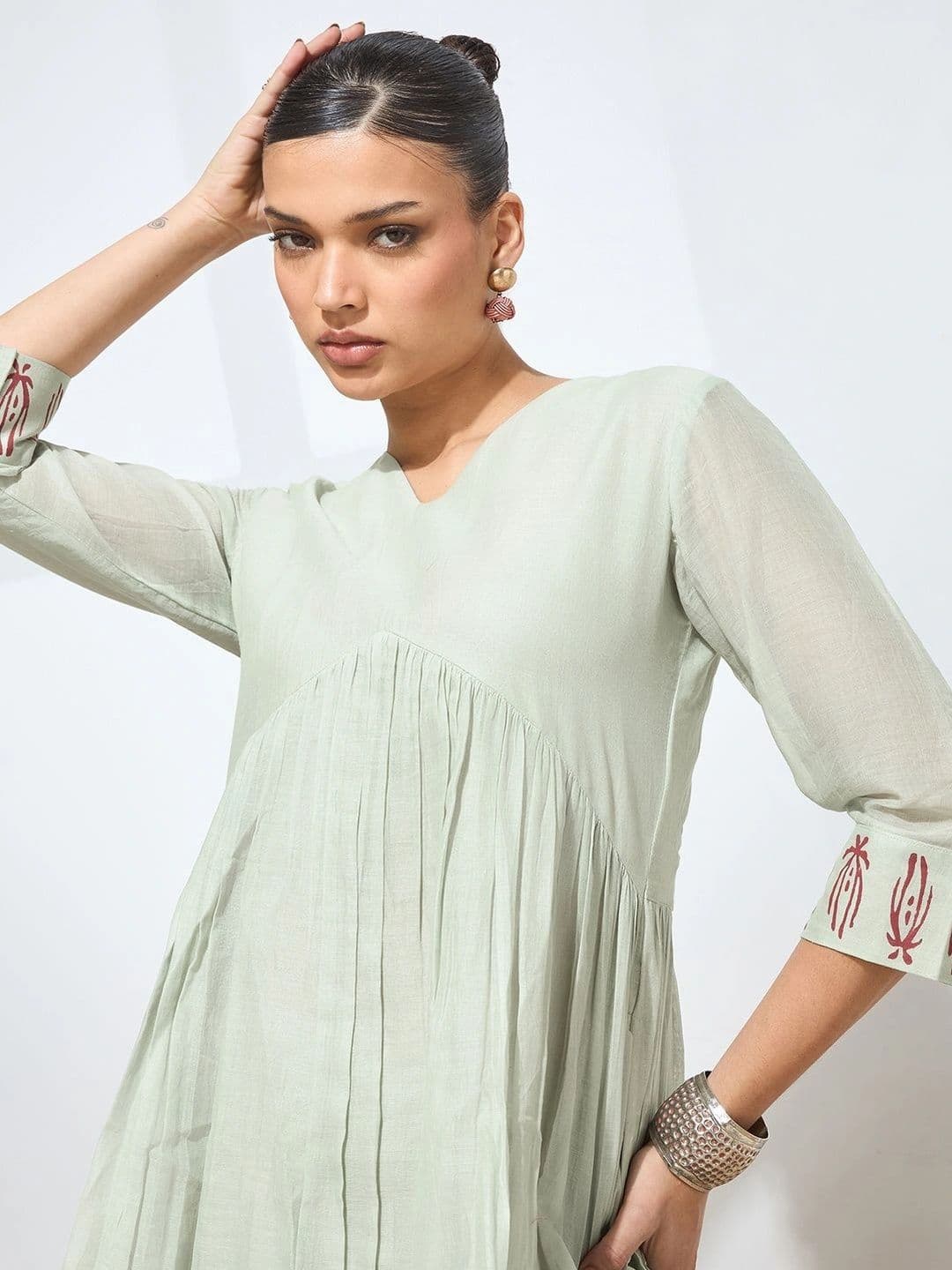 Saanjh Women Ethnic Motifs Printed Tiered Pure Cotton Kurti with Palazzos thumbnail 5