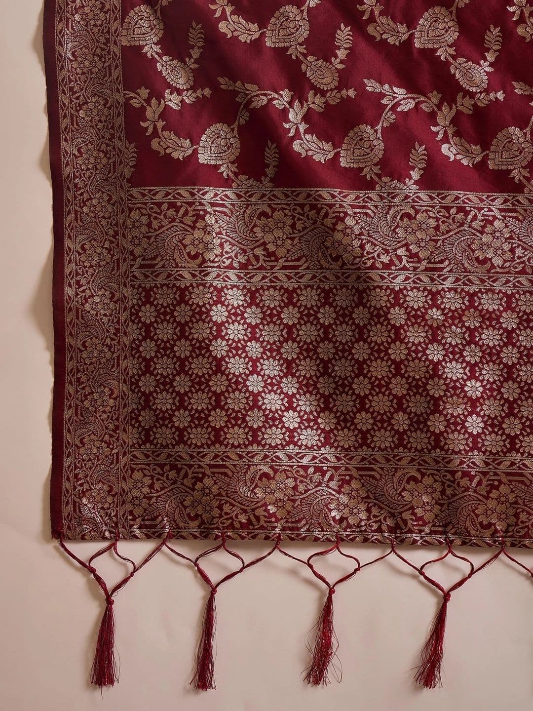 Mitera Semi-Stitched Lehenga & Unstitched Blouse With Dupatta thumbnail 4