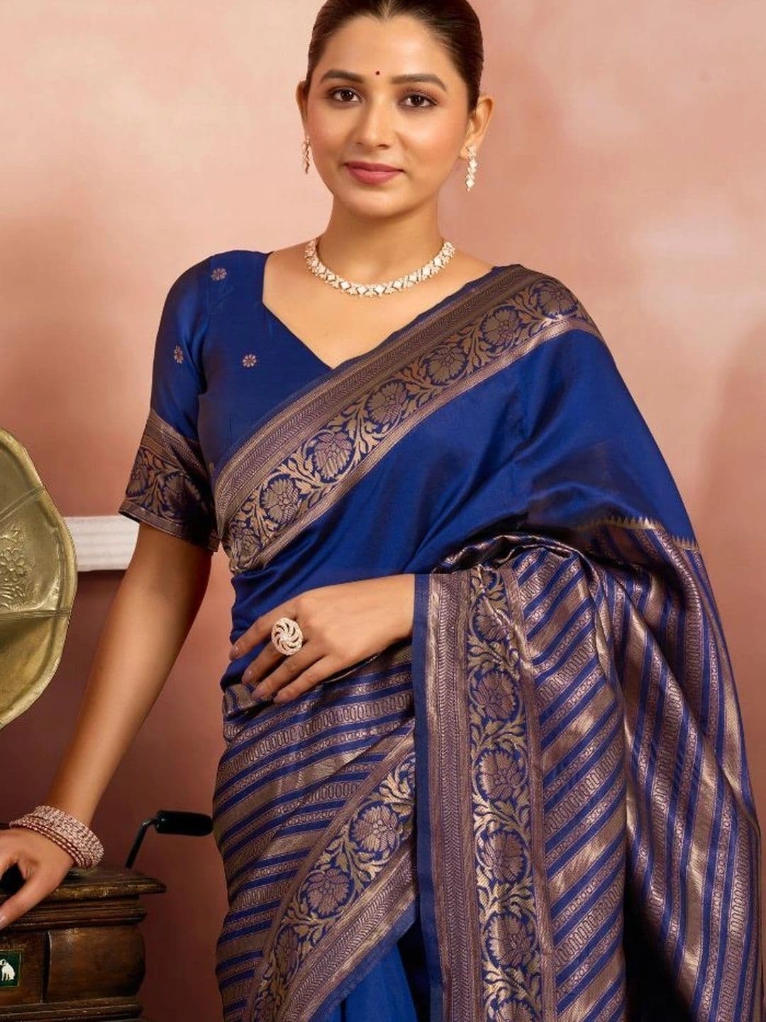 revika Woven Design Art Silk Designer Kanjeevaram Saree thumbnail 4