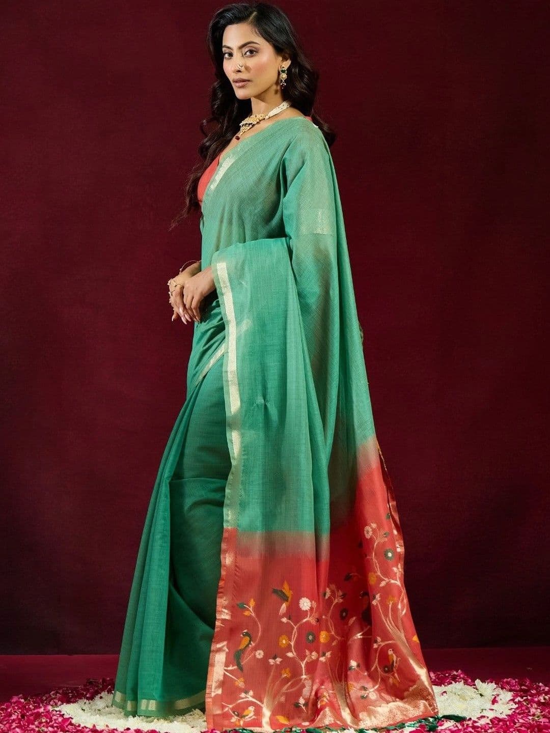 kasee Ethnic Motifs Embroidered Pure Cotton Designer Saree thumbnail 7