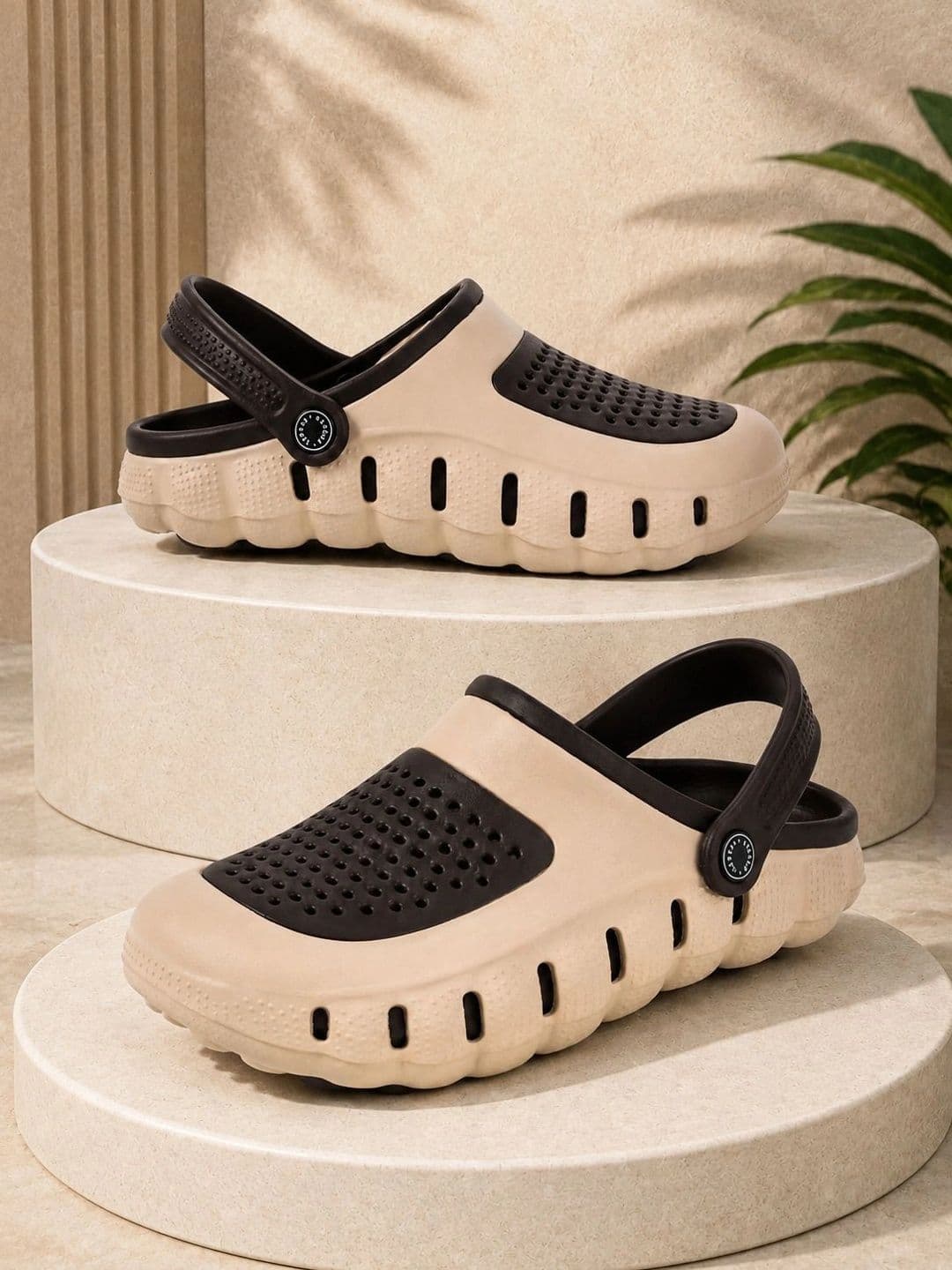 Aloveswalk Men Clogs Sandals - view 1