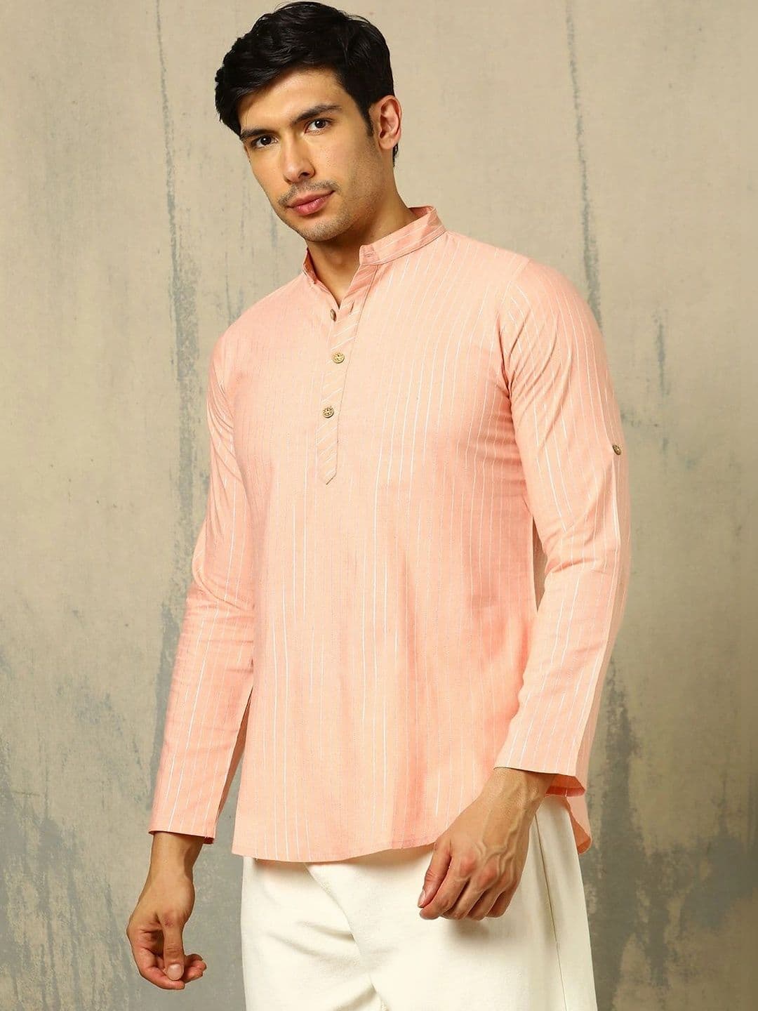 Anouk Woven Design Solid Cotton Handloom Mandarin Collar Short Kurta thumbnail 7