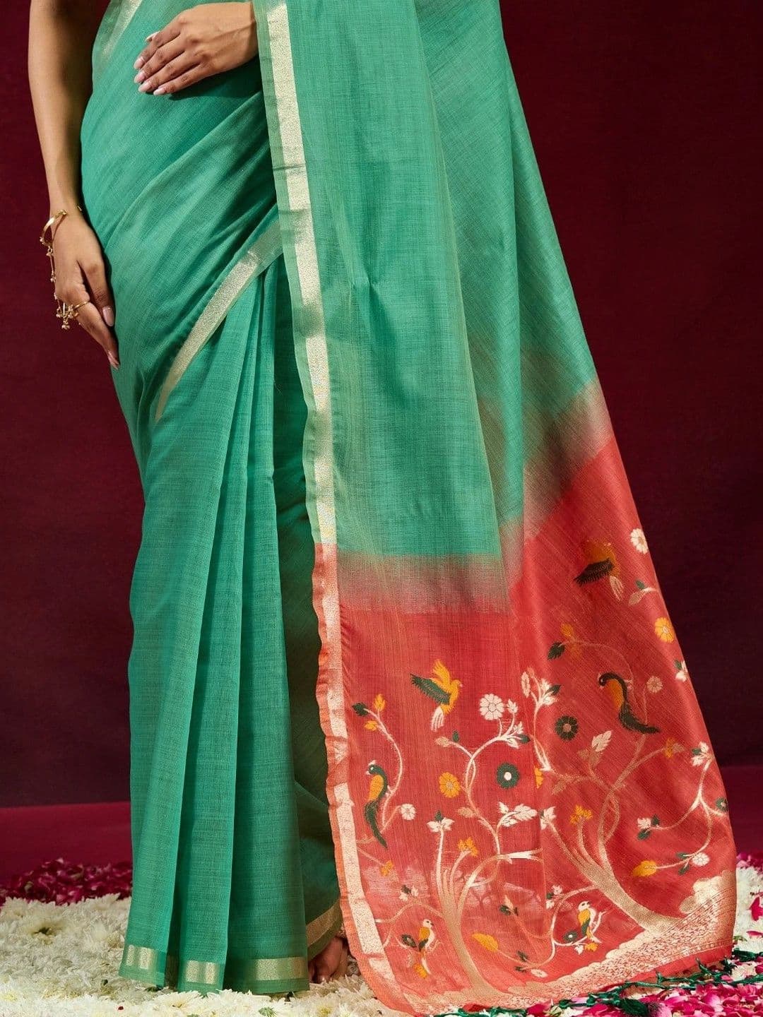 kasee Ethnic Motifs Embroidered Pure Cotton Designer Saree thumbnail 4