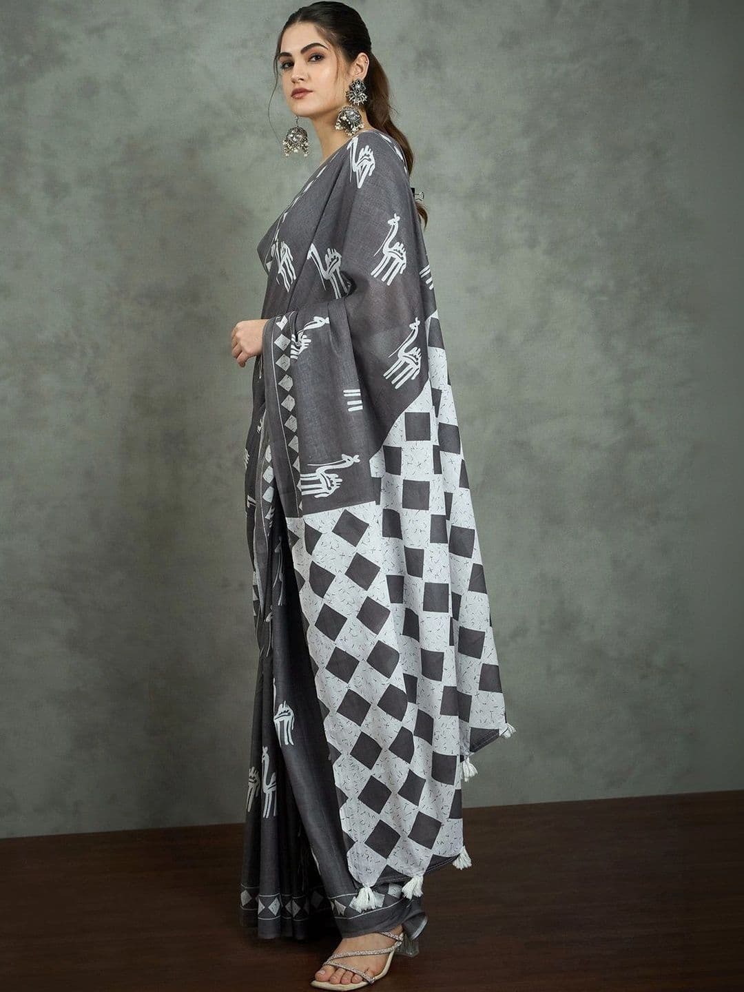 Sangria Bagh Designer Bagh Saree thumbnail 2
