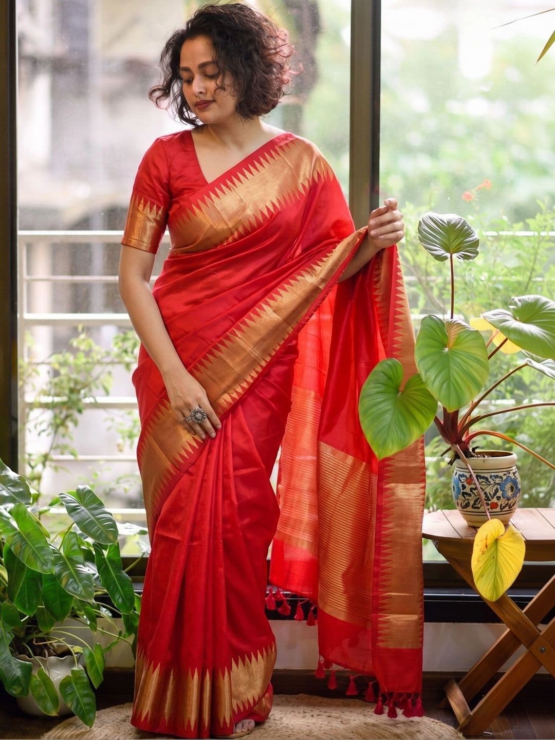 Rare Bello women Striped Art Silk Handloom Banarasi Saree - view 1