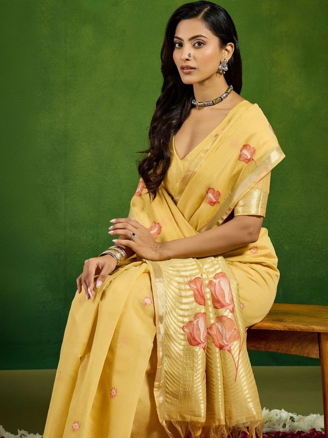 kasee Floral Sequinned Pure Cotton Designer Saree thumbnail 4
