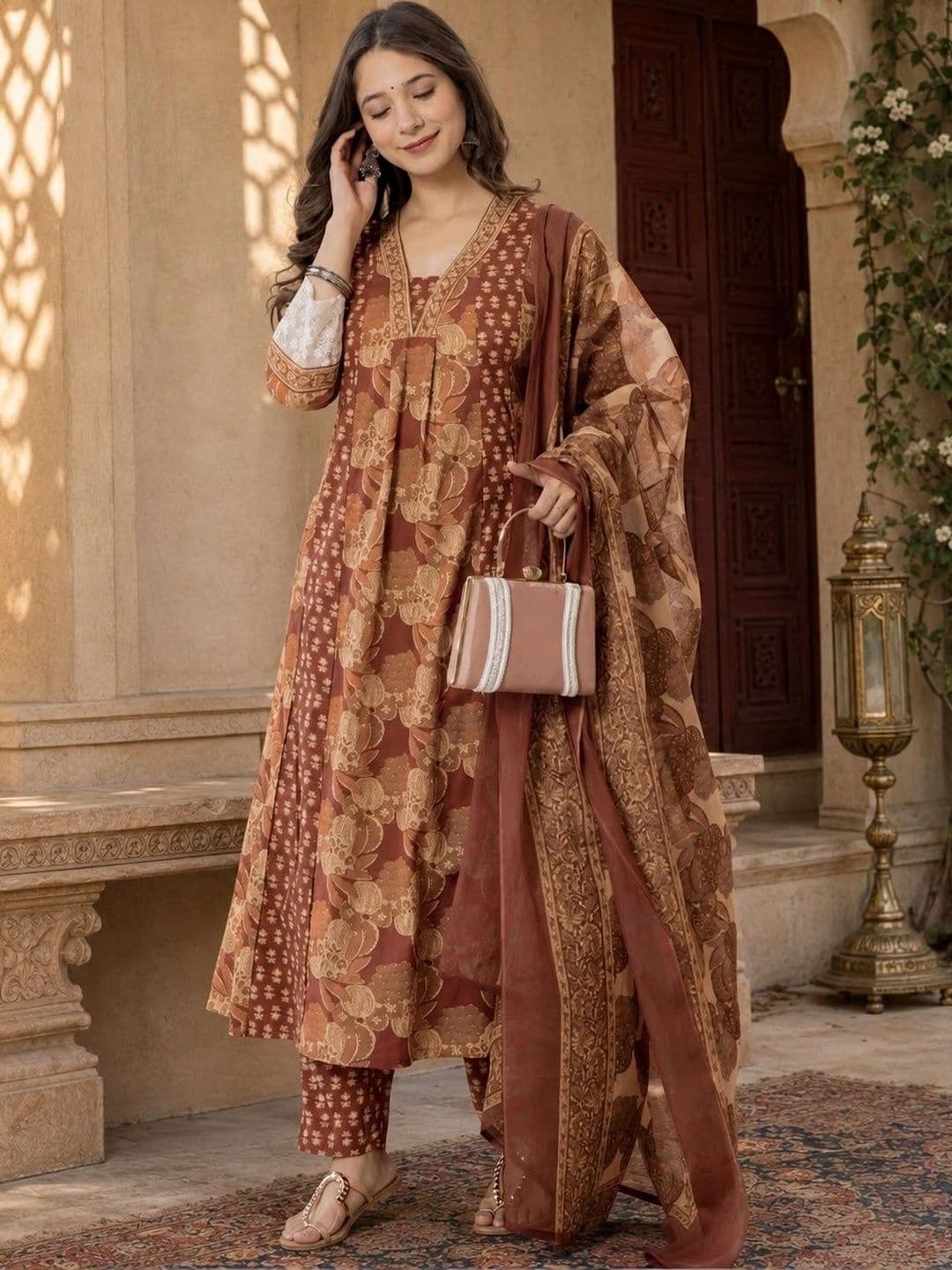 Sangria Women Floral Printed Empire Pure Cotton Kurta with Trousers & With Dupatta thumbnail 3