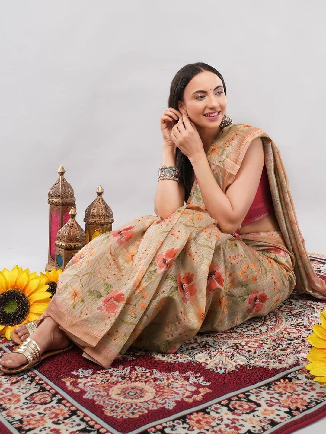 SAMANTHA Women Floral Zari Silk Cotton Saree thumbnail 6