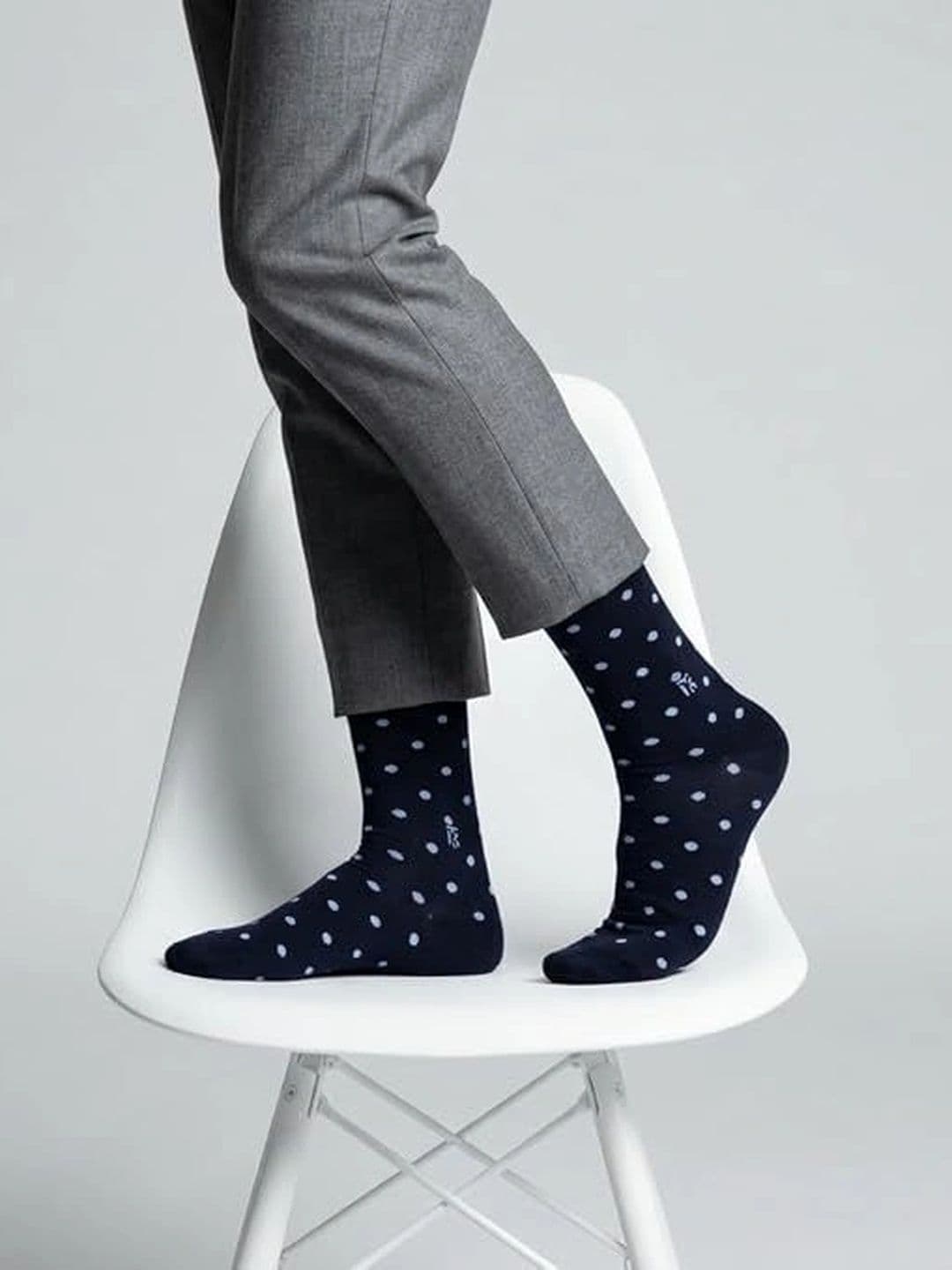 Kikitoes Pack of 3 Bamboo Crew Socks Polka Dot Anti-Odour Moisture Wicking Soft thumbnail 4