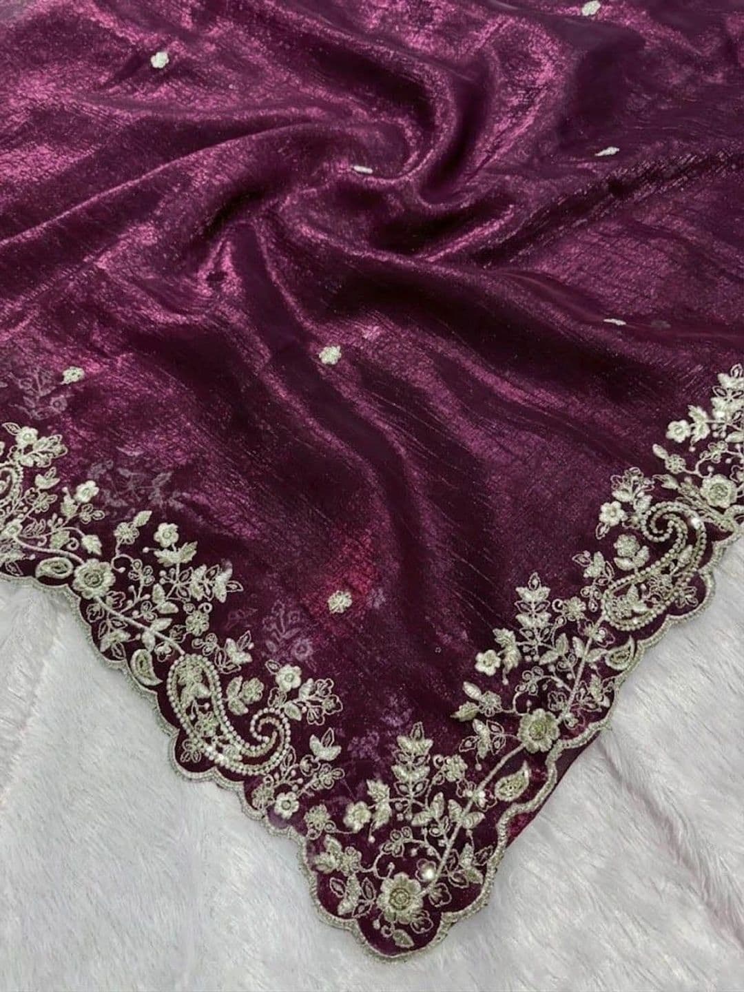 kantuba Zari Satin Banarasi Saree thumbnail 5