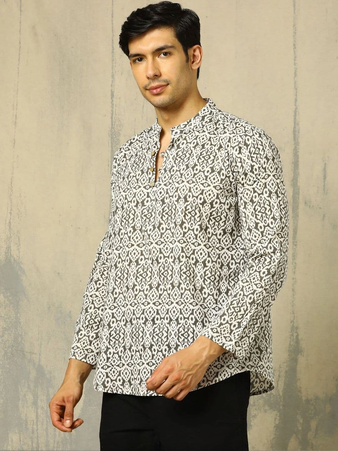 Anouk Men Ethnic Motifs Printed Indie Prints Kurta thumbnail 4