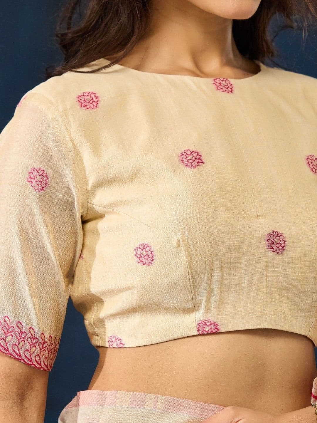 kasee Floral Pure Cotton Designer Saree thumbnail 5