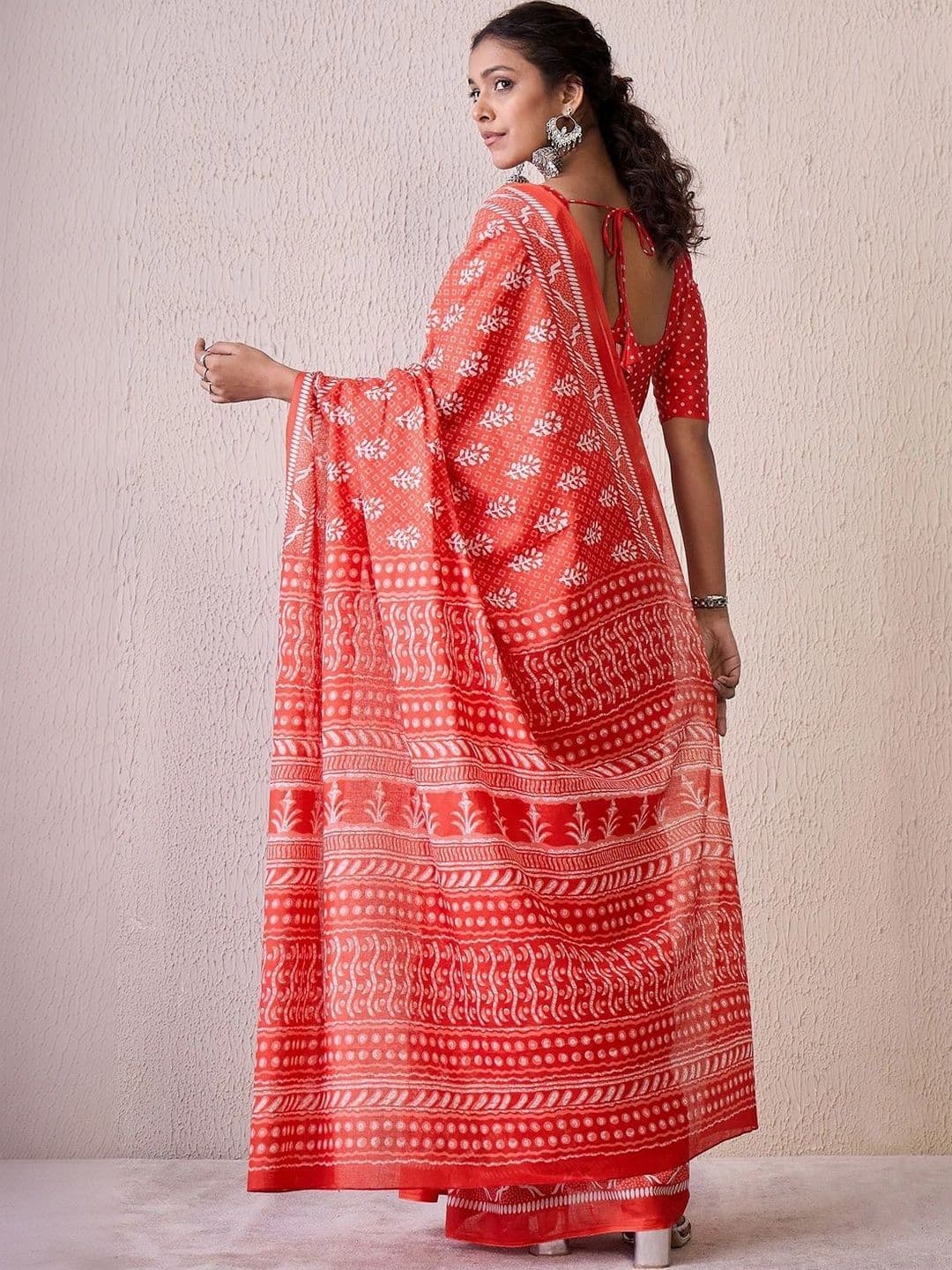 Sangria Floral Designer Block Print Saree thumbnail 6