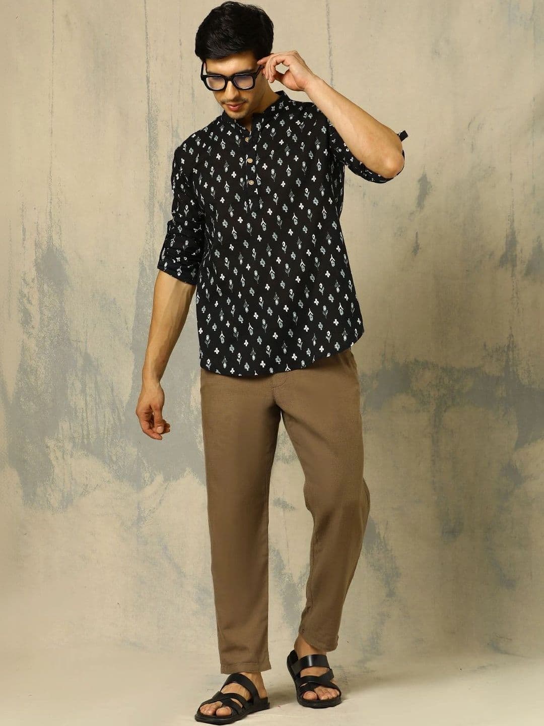 Anouk Printed Cotton Mandarin Collar Short Kurta thumbnail 4