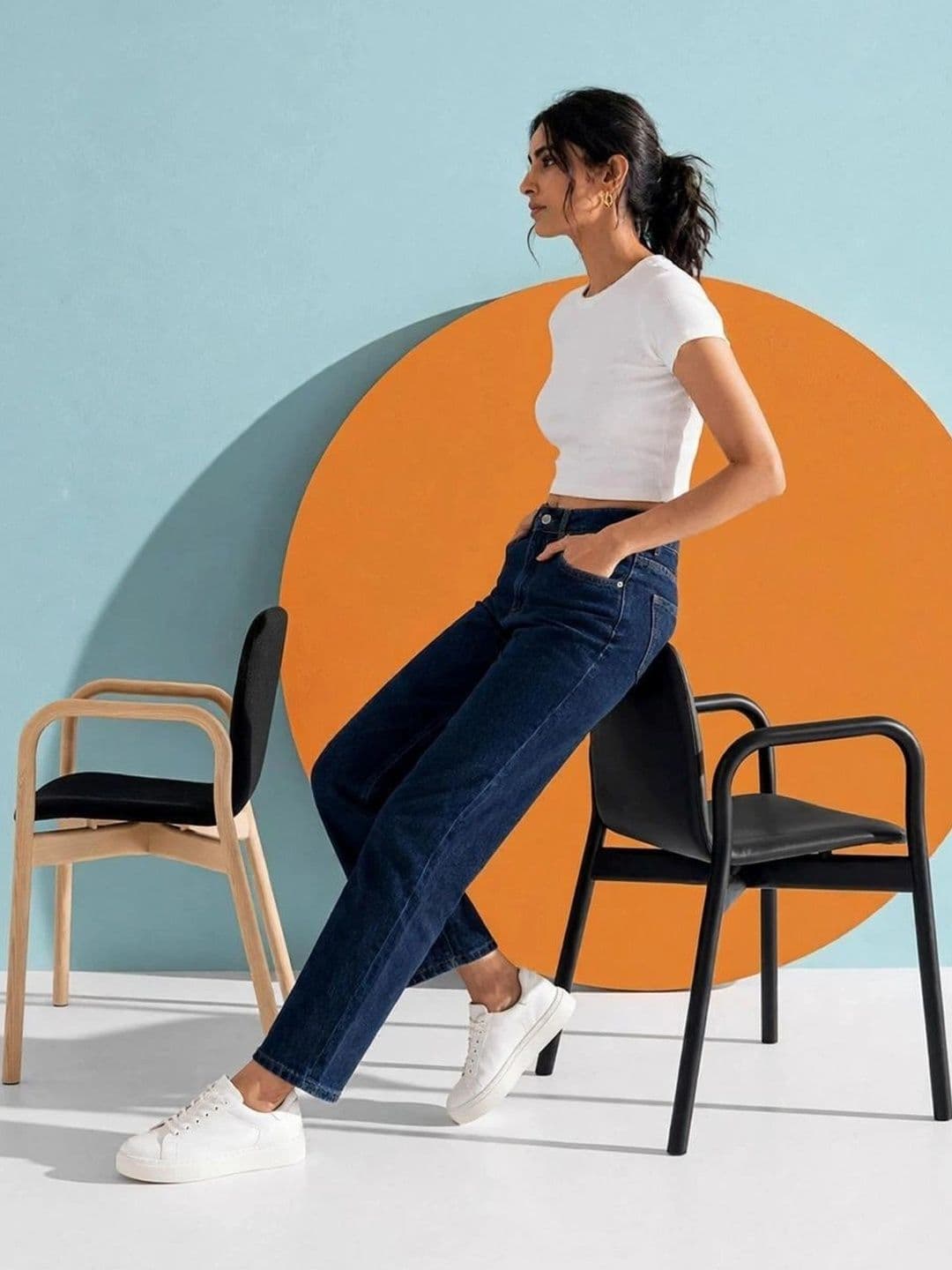 Mast & Harbour Women Classic Regular Fit Mid-Rise Stretchable Jeans thumbnail 4