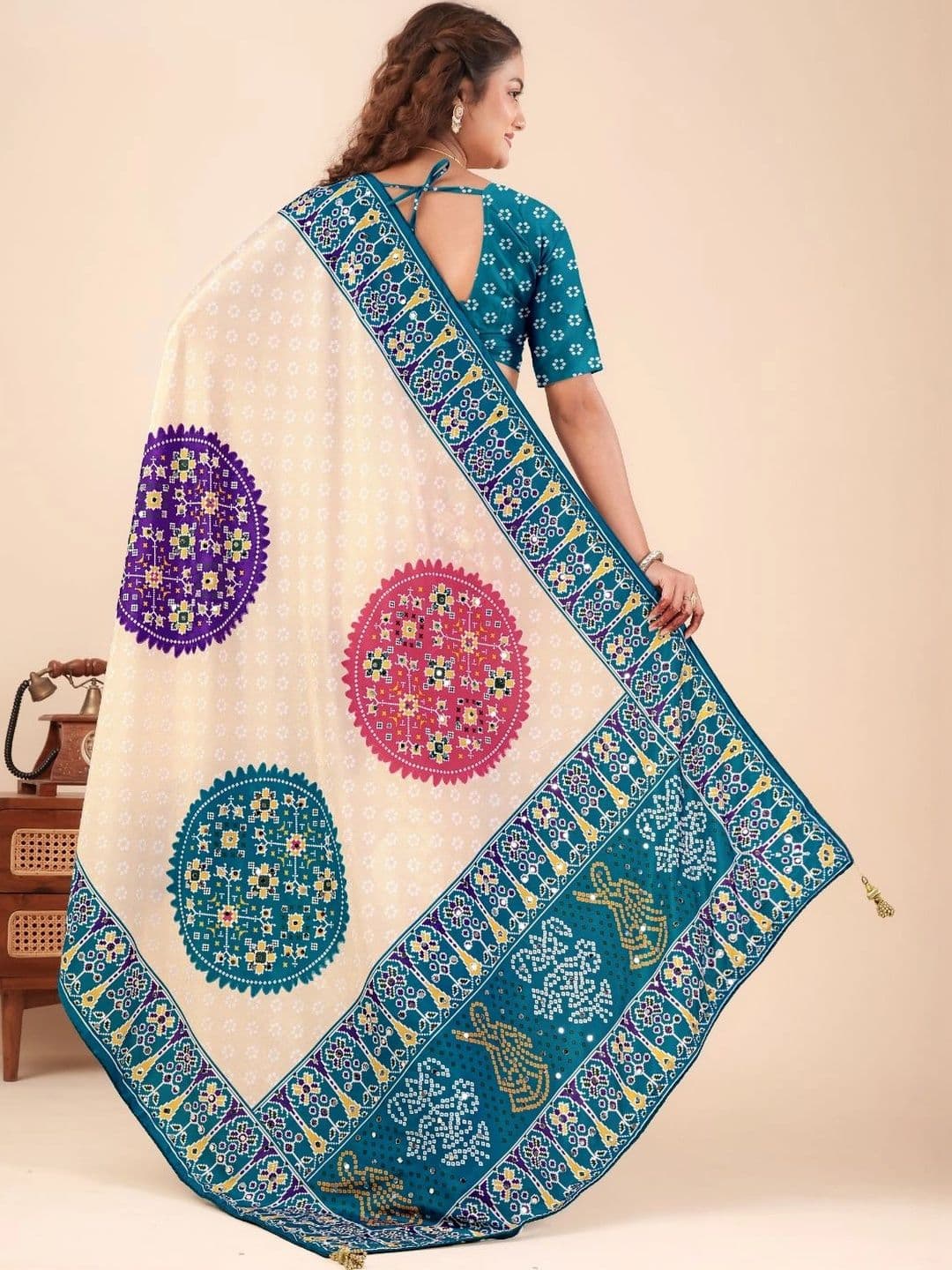 LAVYANSH CREATION Ajrak Block Mirror Work Silk Blend Patola Saree thumbnail 2