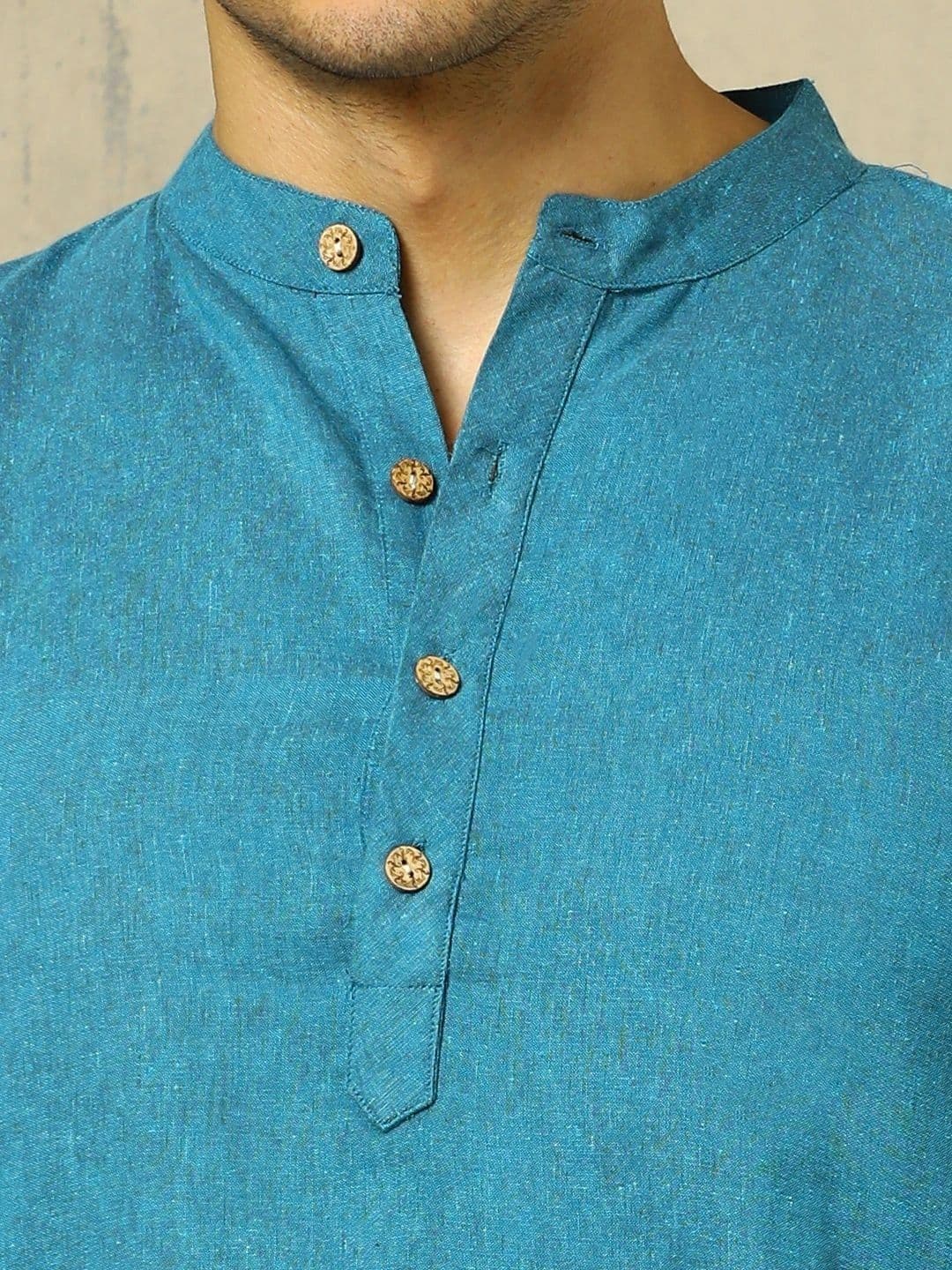 Anouk Woven Design Solid Cotton Handloom Mandarin Collar Short Kurta thumbnail 6